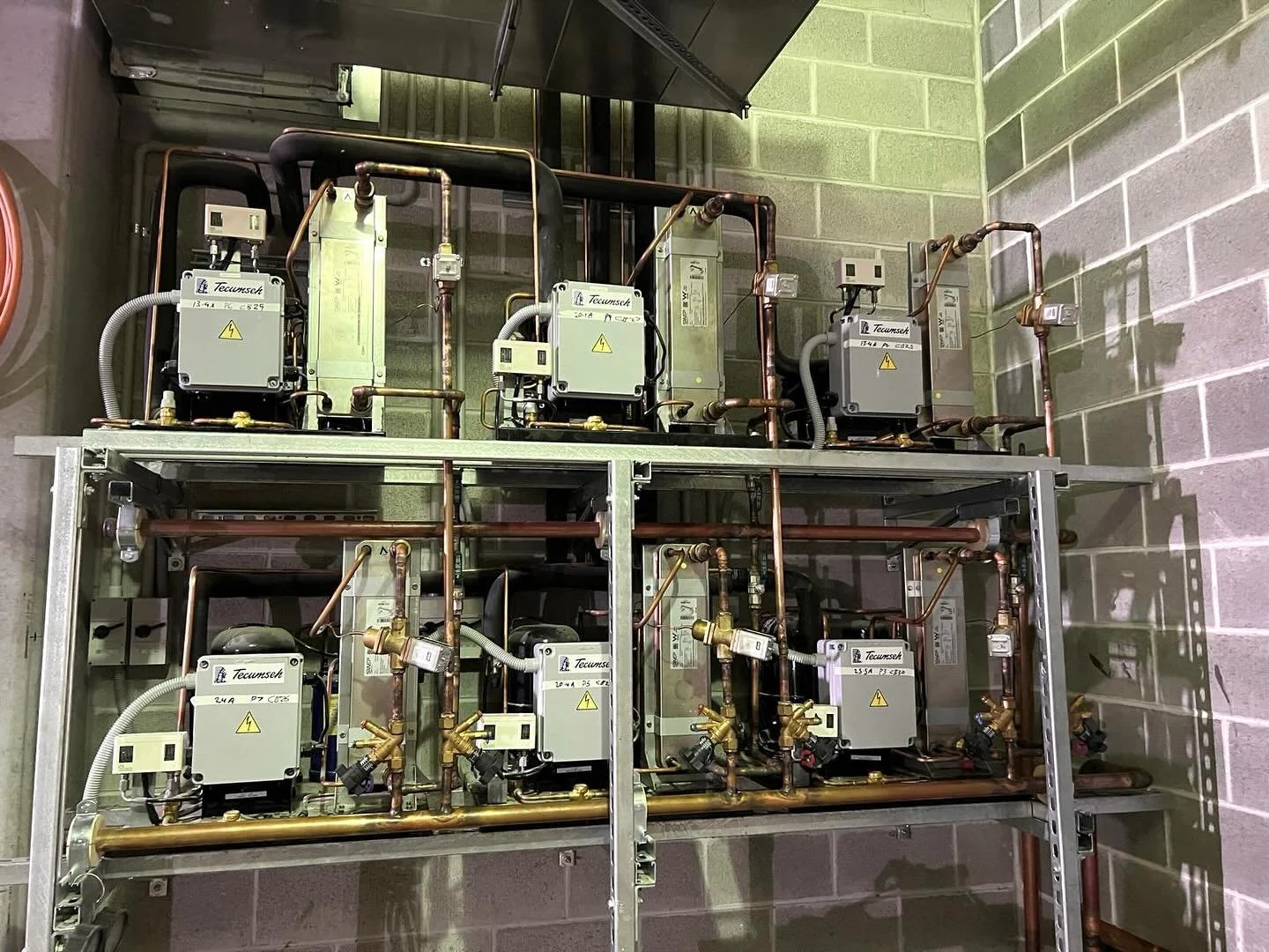 The importance of maintaining refrigeration equipment can save you on power consumption and prevent breakdowns.
&bull;
👉🏼 Contact us to book in your next Service maintenance!
www.mytechrefrigeration.com.au 
&bull;
&bull;
#mytechrefrigeration #refri