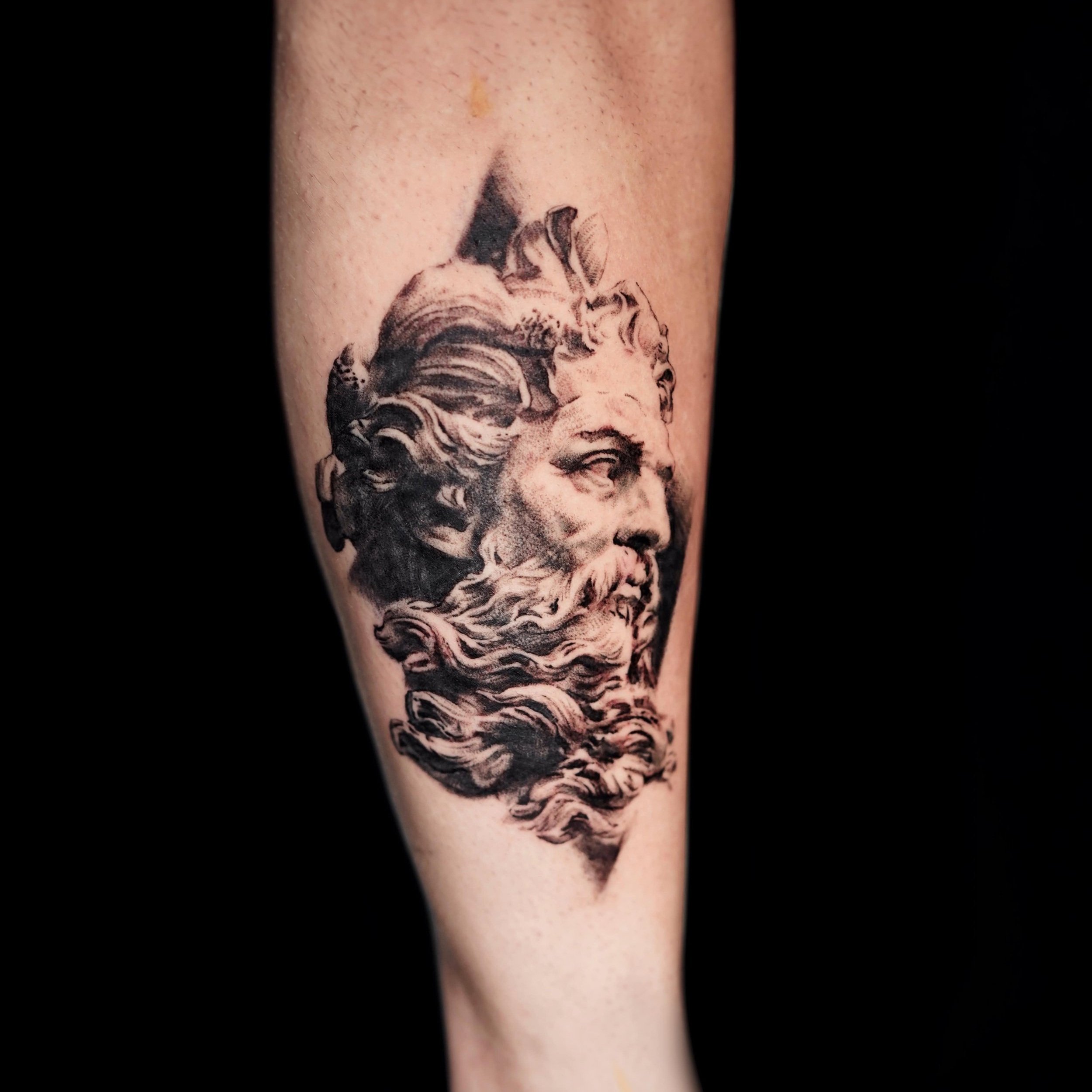 Best Tattoo Shop in Sydney | Thirteen Feet Tattoo