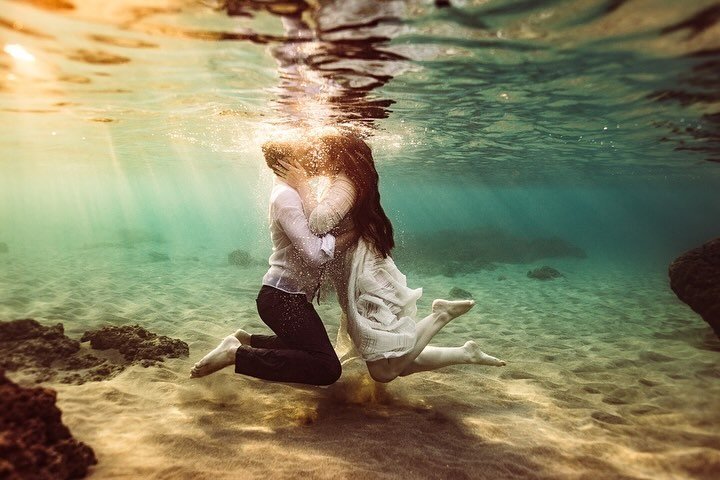 An underwater celebration of love 💕 💦