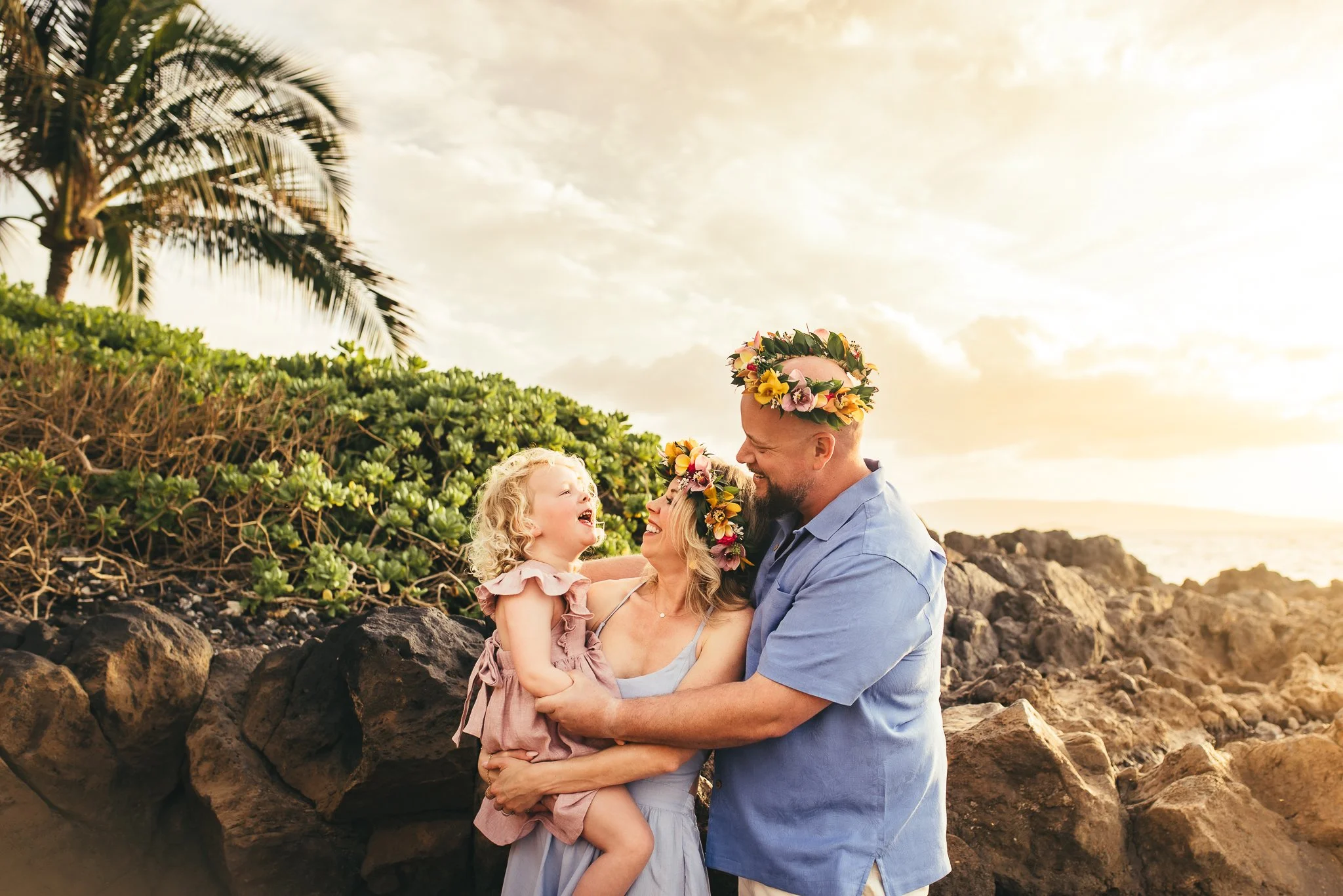 How to Prepare for a Maui Family Photo Session With Kids