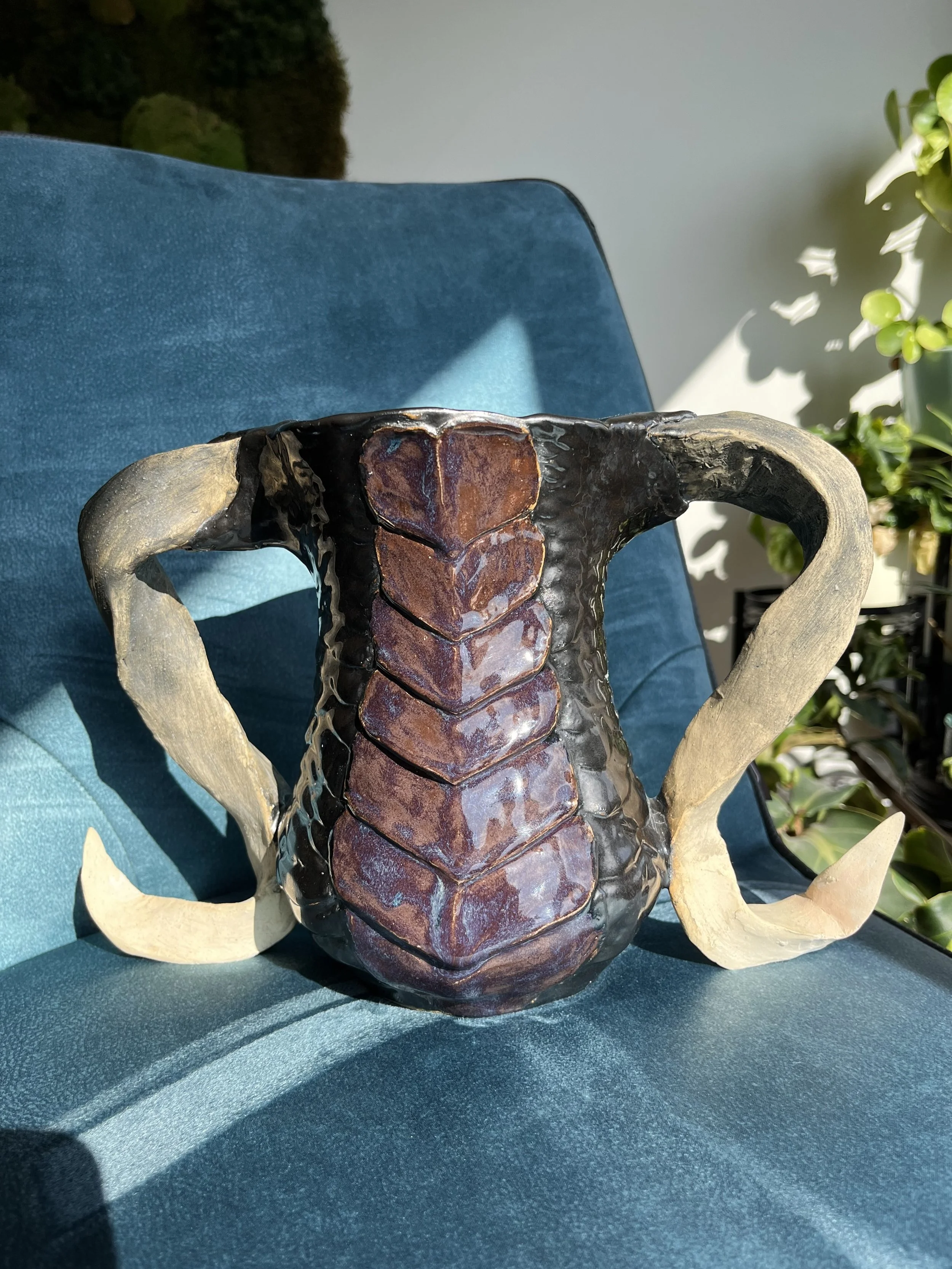 Akir's Vase In Situ
