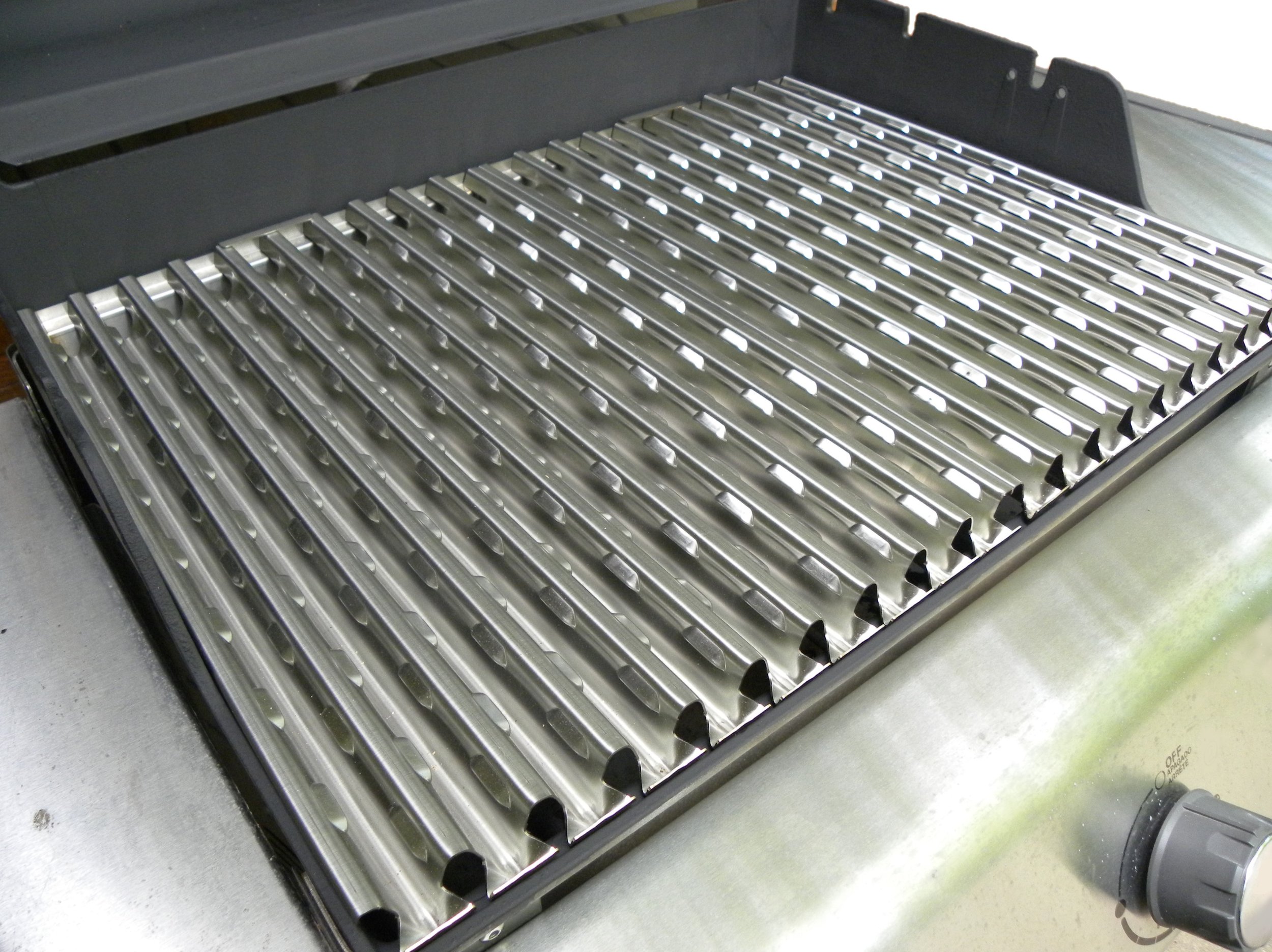 Grill Grate Replacement for Weber Spirit and Spirit II 300 series | Half Grill Surface