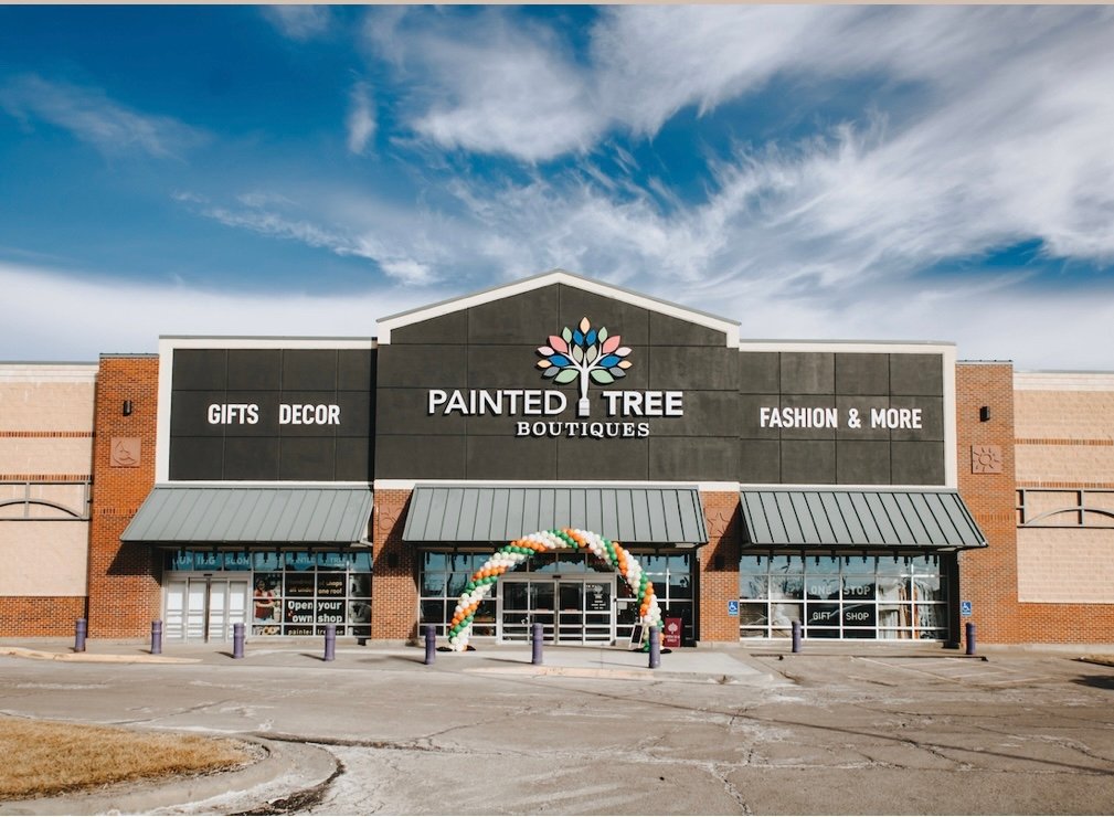 We are so excited to serve our customers by Opening our new booth in Kansas City. We will be in the new Barrywoods, MO Painted tree starting May 1st. Booth E19. Check us out and save on shipping! We love that we can bring g our products closer to our