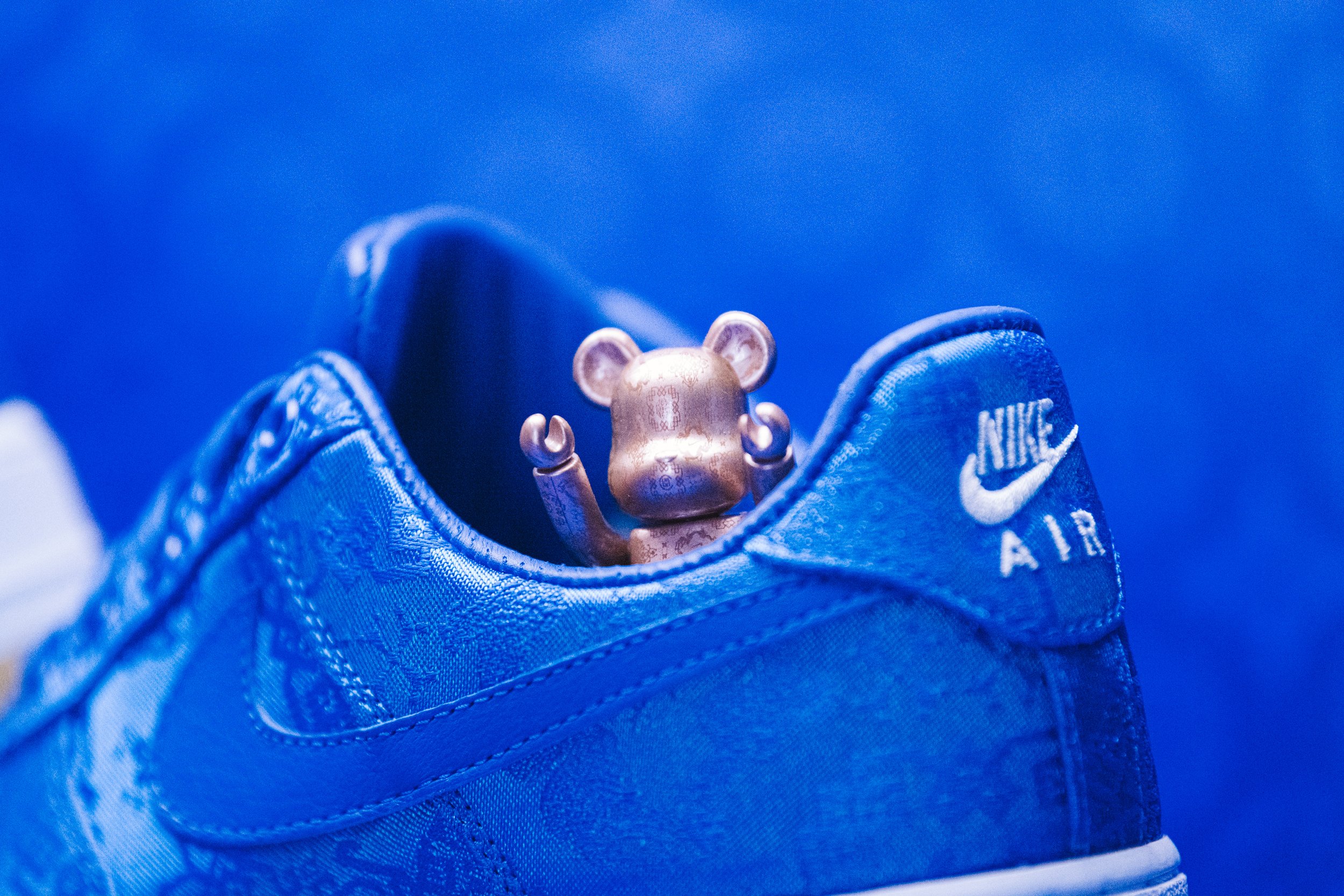 CLOT X NIKE X MEDICOM TOY “ROYALE UNIVERSITY BLUE SILK” BE CLOT X NIKE X MEDICOM TOY “ROYALE UNIVERSITY BLUE SILK” BE