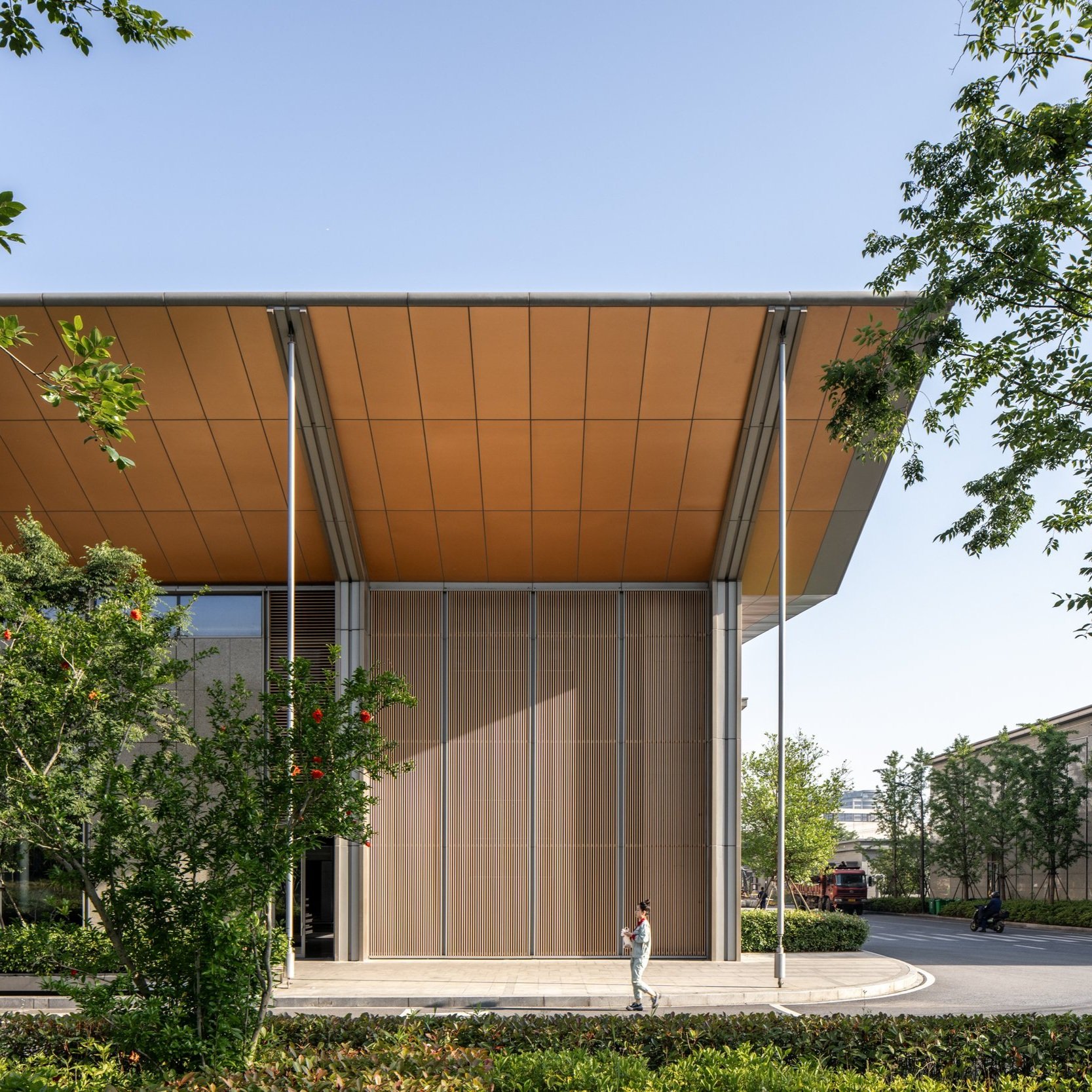 XIO Lift Industrial Park