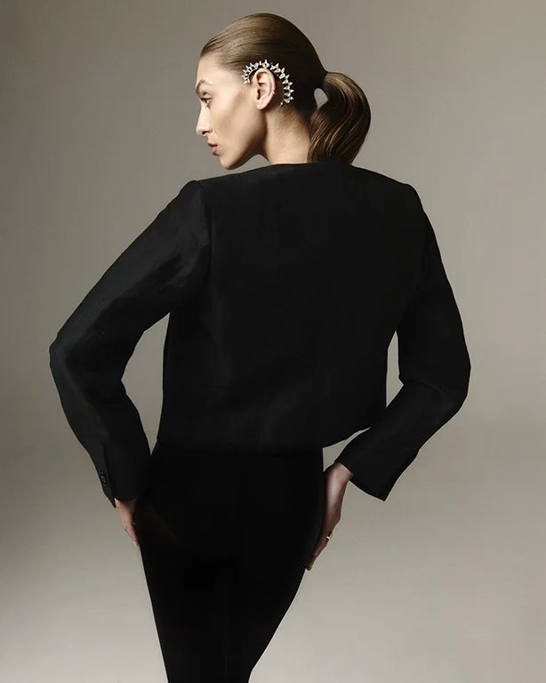 KAT KELLY CROP HEAD LR.jpg