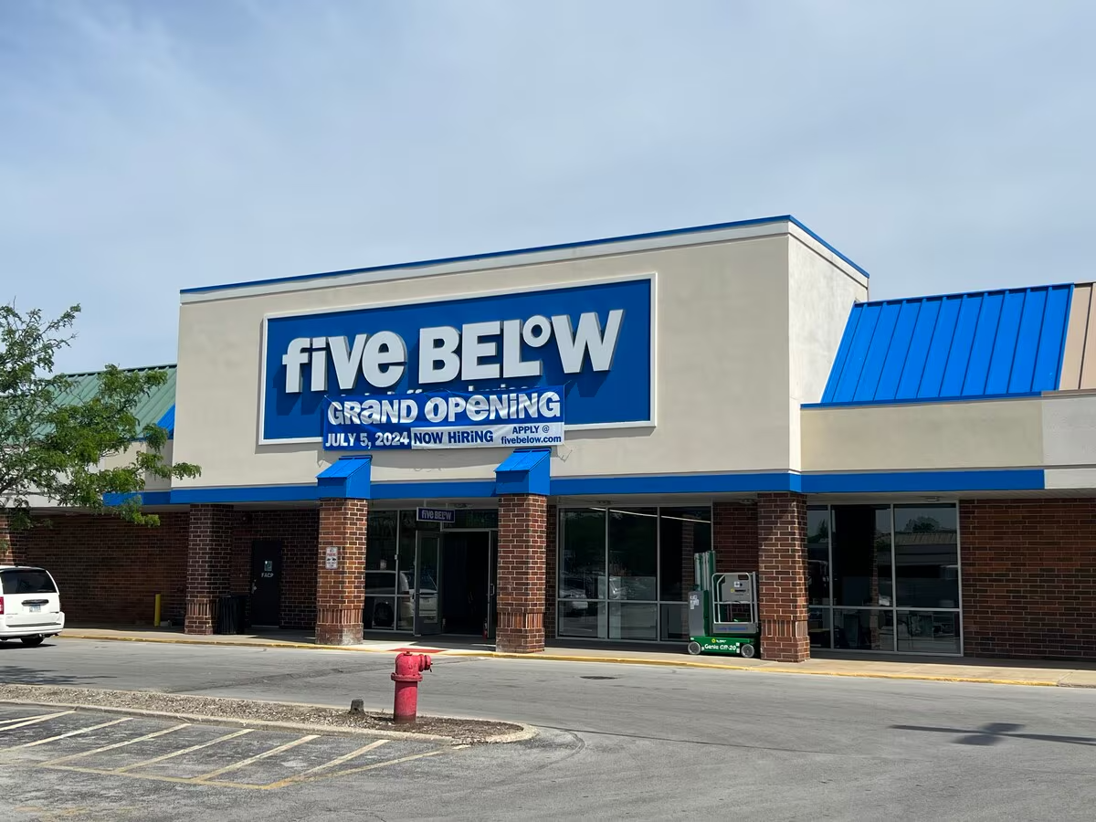 Photo Five Below.png