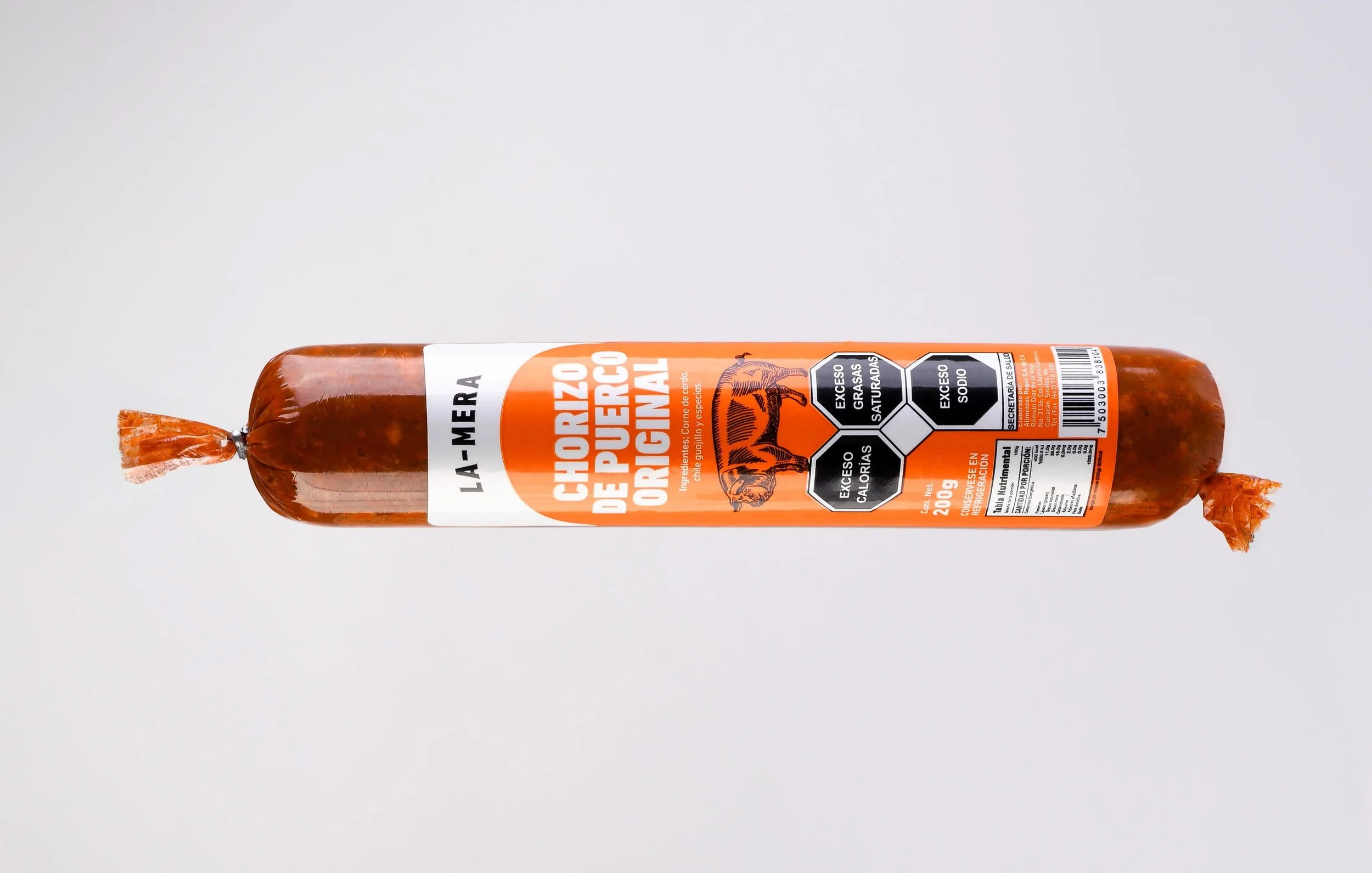 Chorizo de Puerco Original: Nuestro chorizo de siempre, elaborado con carne de cerdo, la cantidad justa de especias y grasa para lograr un sabor equilibrado y una textura jugosa. Ideal para tacos, huevos, papas, frijoles y guisos. En presentación de 