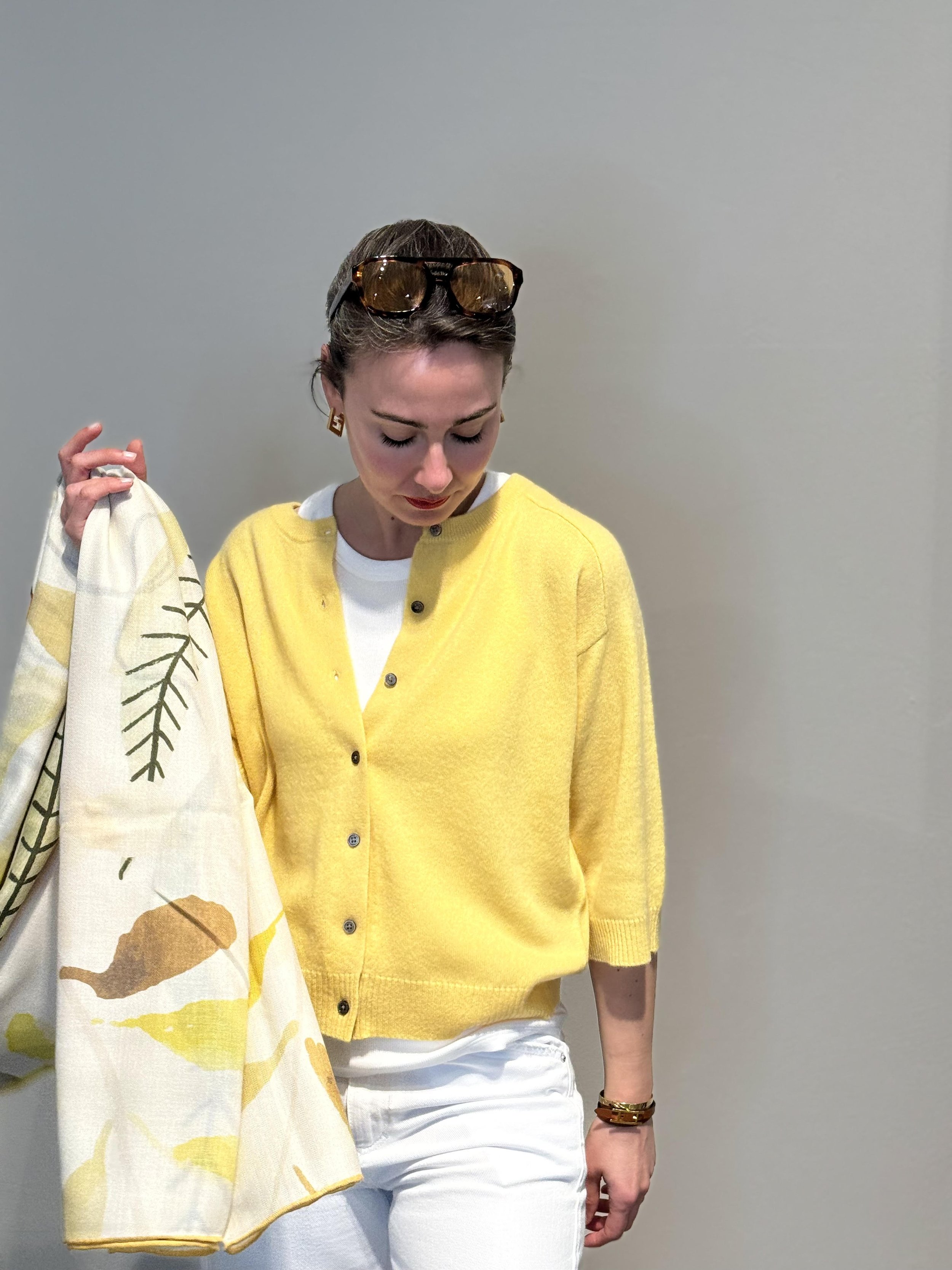 Strickjacke Gelb-1.jpeg