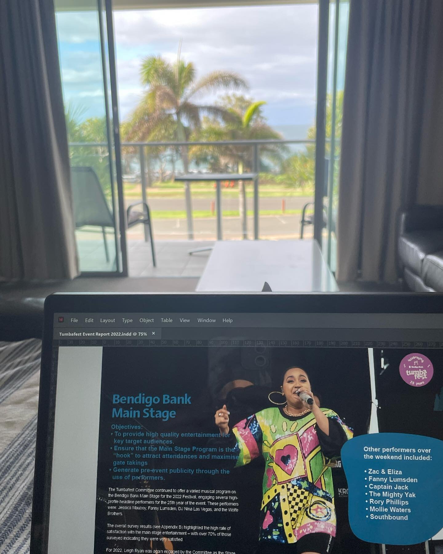 More office views. 

After a busy few months of events it&rsquo;s finally time to get the @tumbafest post event report completed. 

- report template by @mintaviski 
- view by @thepointbargarabeach