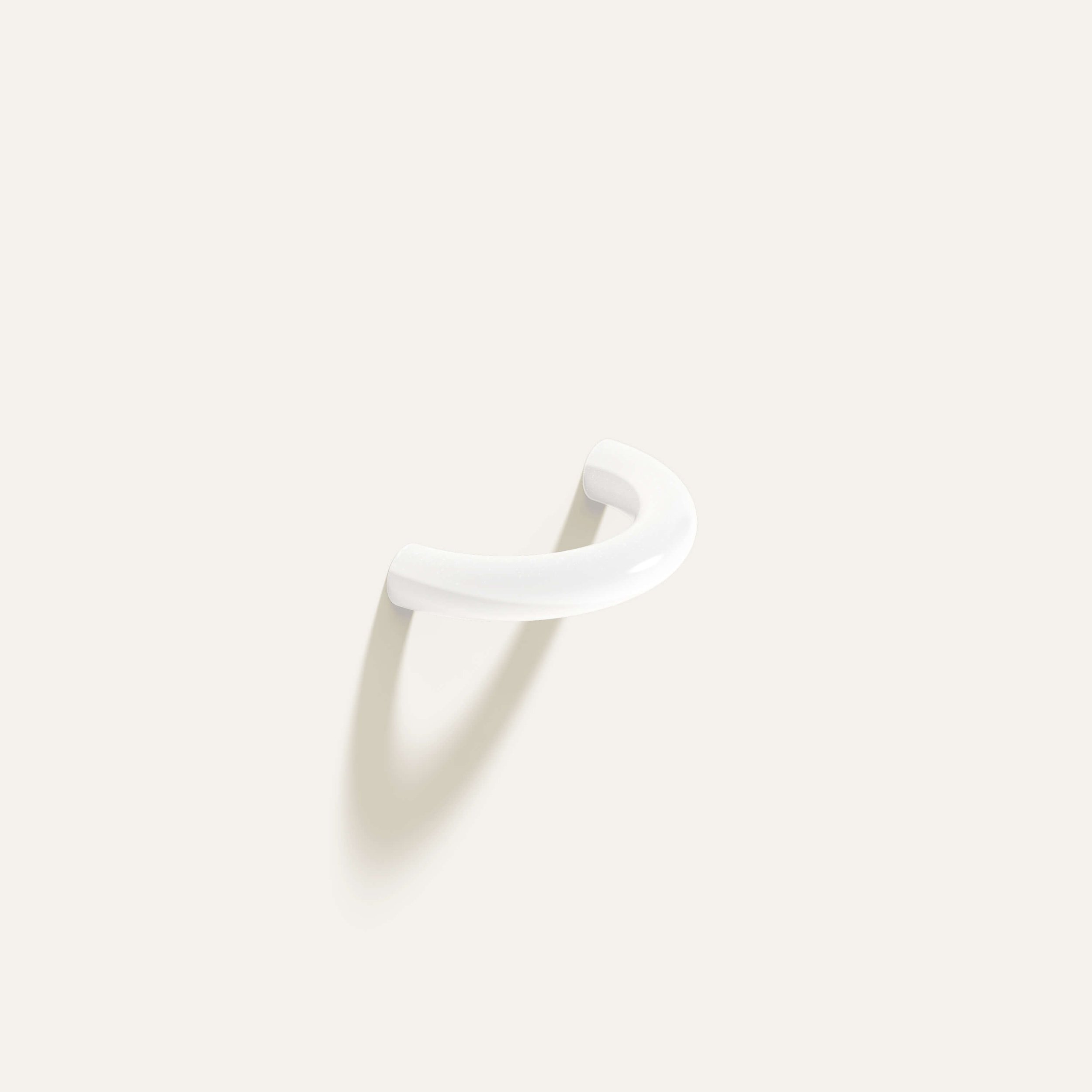 cercle_pull_thin_white.jpg