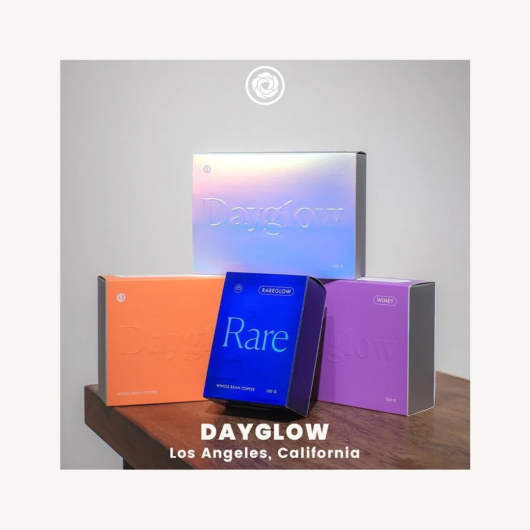 DAYGLOW is a vibrant coffee roaster based in the USA, founded with a passion for exceptional coffee. 
They focus on roasting techniques that enhance the unique flavor profiles of each coffee, resulting in a diverse range of offerings. 
With a mission