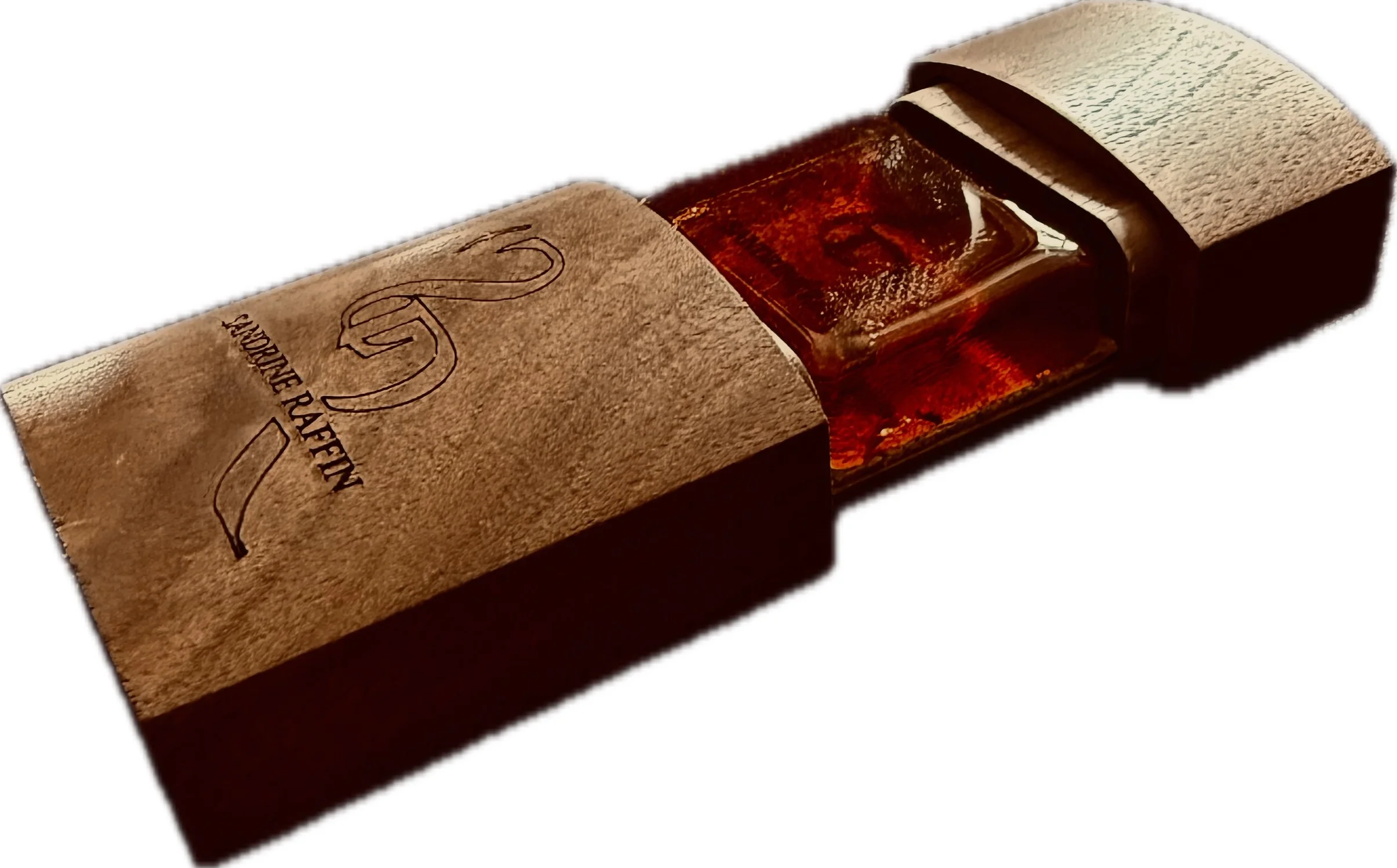 Sandrine Raffin rosin in walnut case