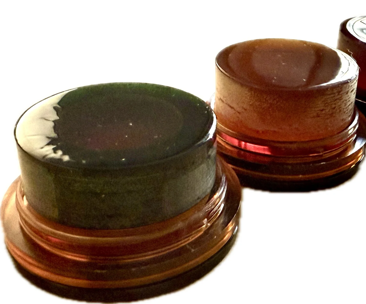 Comprehensive rosin guide — bow hair and rosin cake