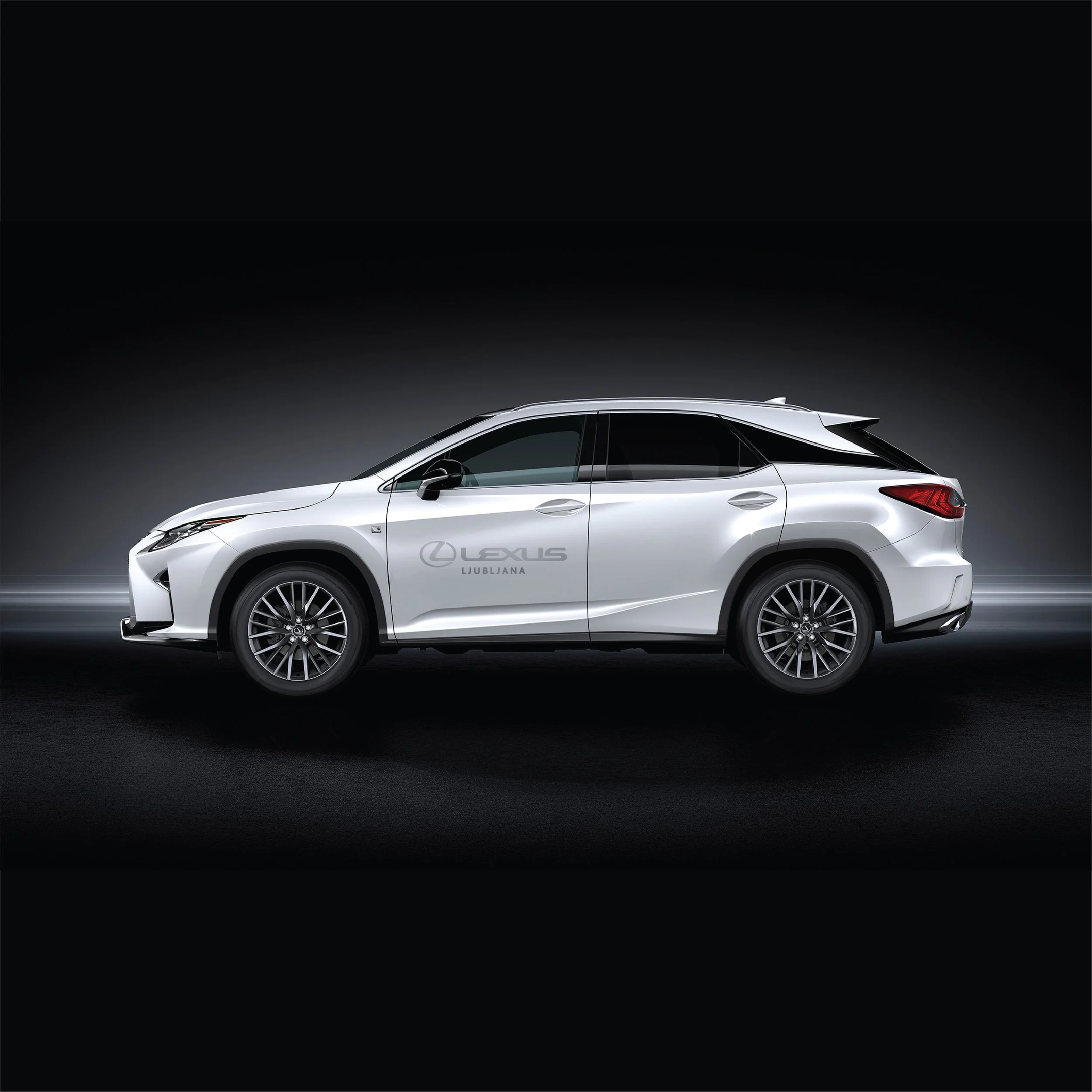 Predstavitev_Lexus-03.jpg