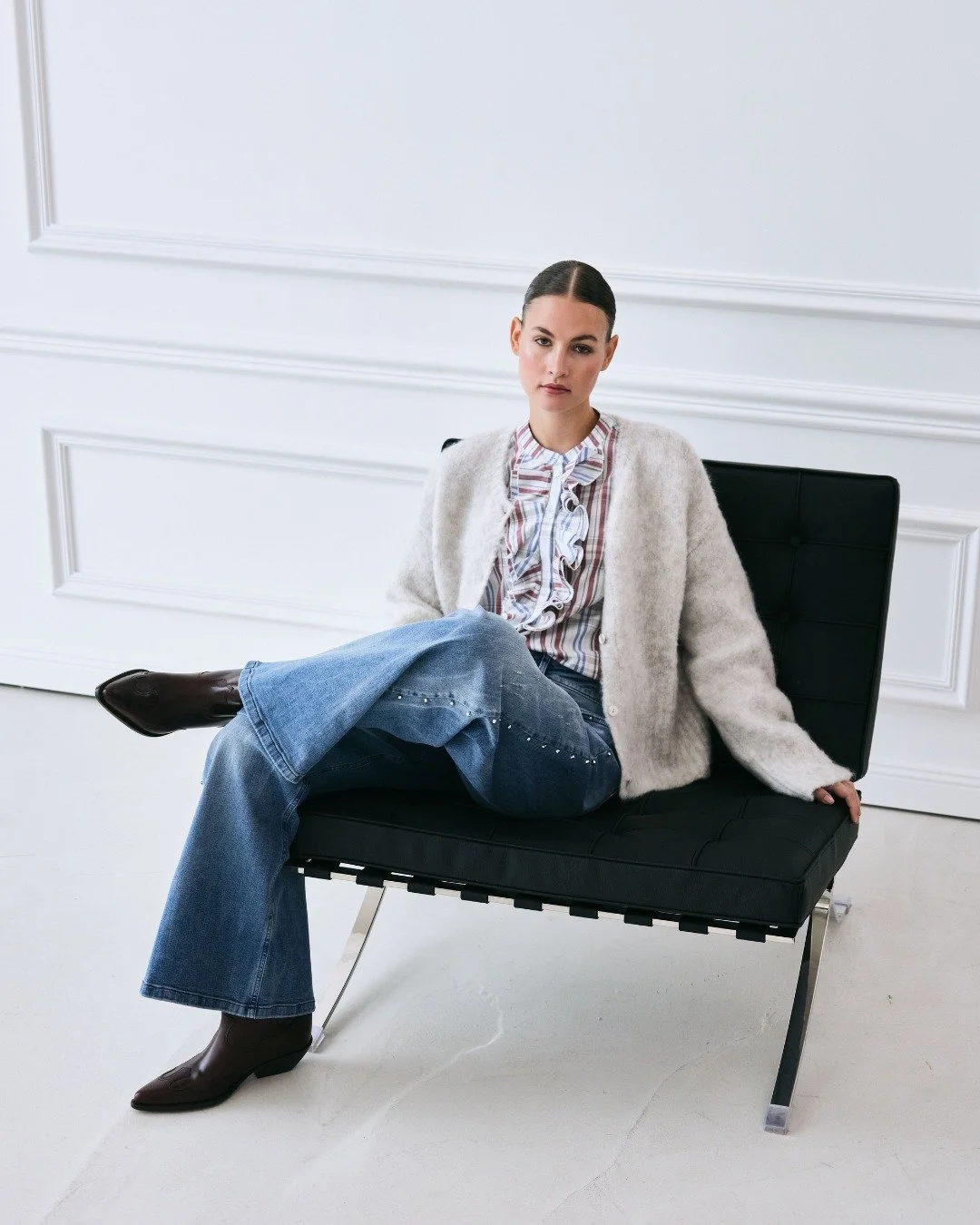 Milano Italy
Collection WINTER 2025 - drop October
#milanoitaly #milanoitalyfashion #ultimofashion
#octobercollection #wintercollection #collectionwinter25
#fashiondob #fashion #ultimofashiongroup