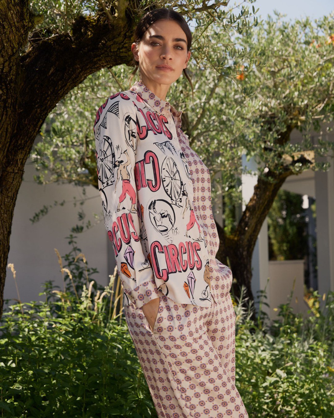 Milano Italy collection SPRING 2026 

#milanoitalyfashion #collectionspring #ultimofashiongroup #ultimofasdhion #collectionnovember26 #softspringfashion