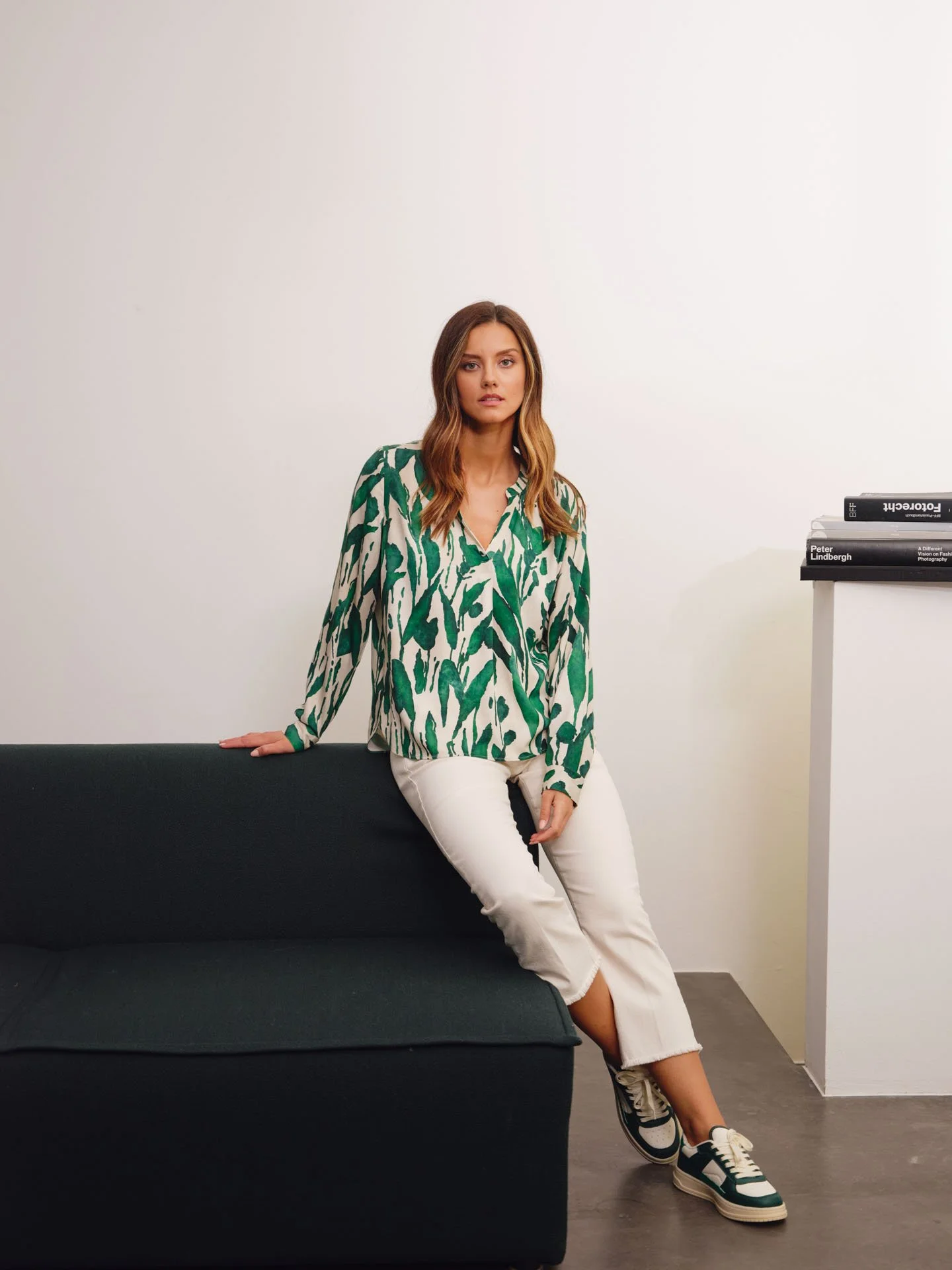 33-6119-3581-1735, 33-1973-2041-104