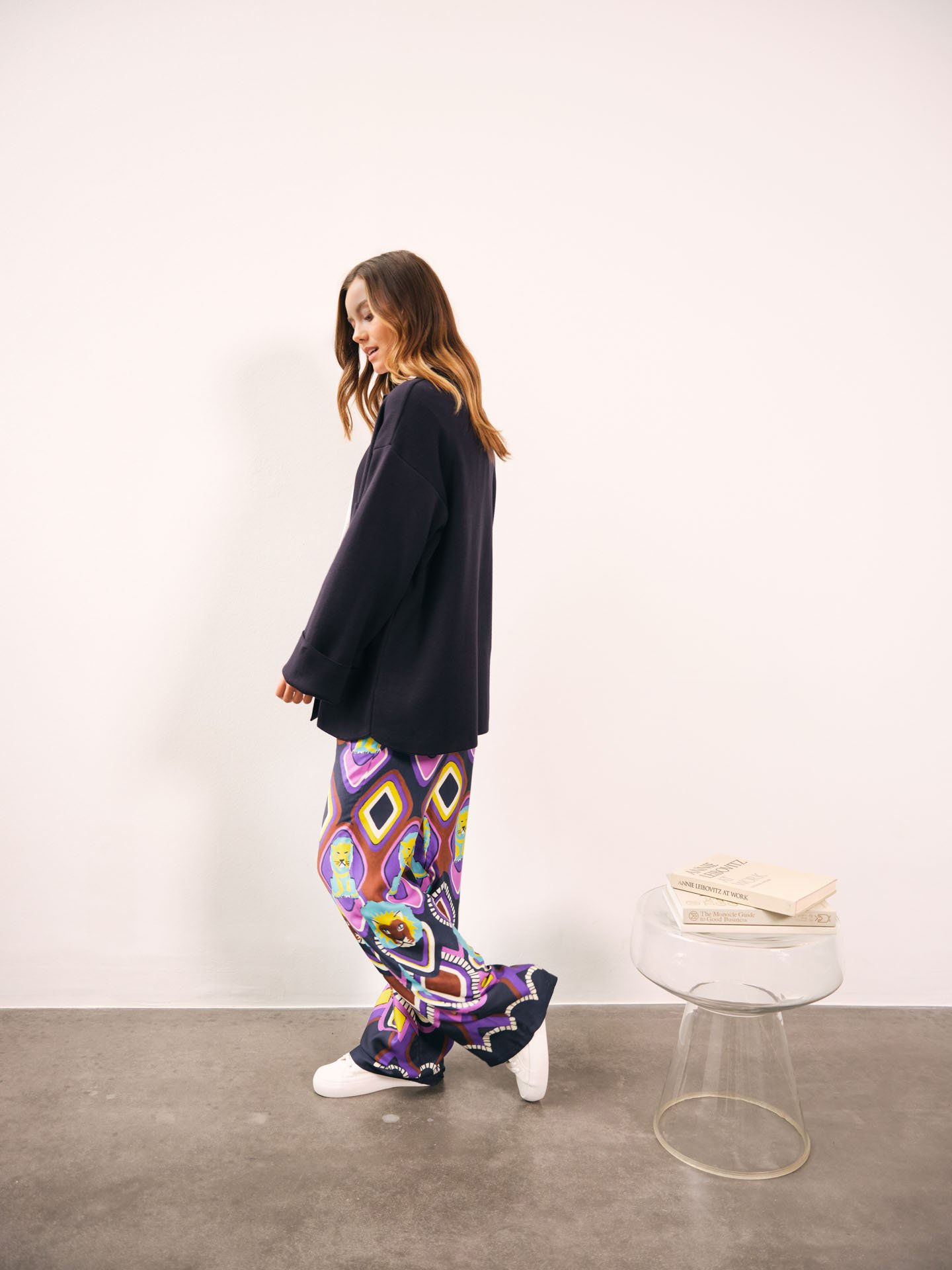 OVERJACKET
34-5048-4061
PRINTED PANTS
34-6175-2083