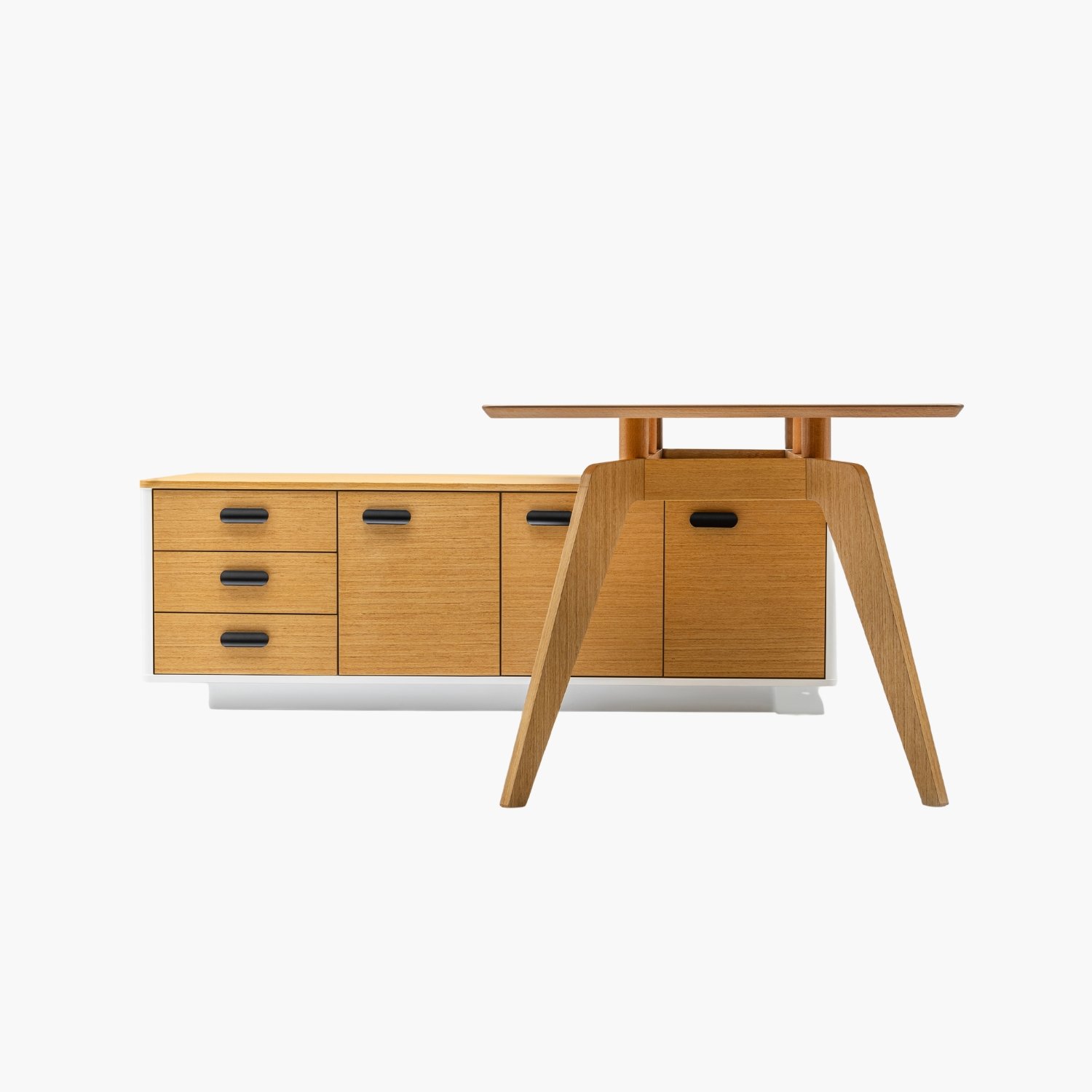 721D NOBLE OFFICE DESK.jpg