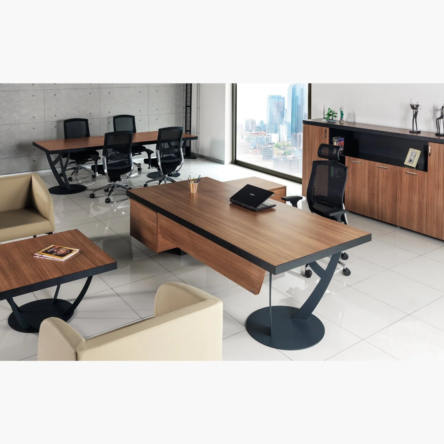 704A CAPITAL OFFICE DESK.jpg