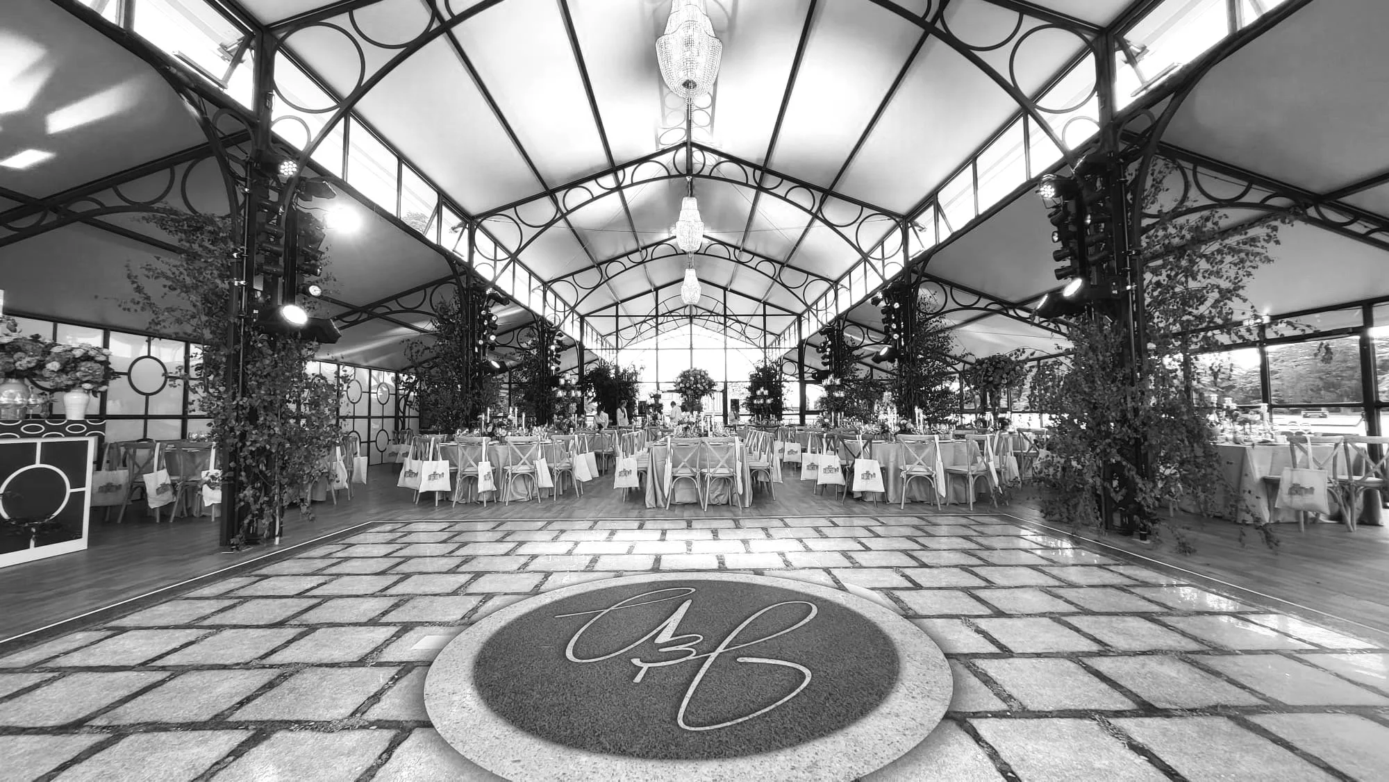 DJ live wedding entertainment in Hertfordshire