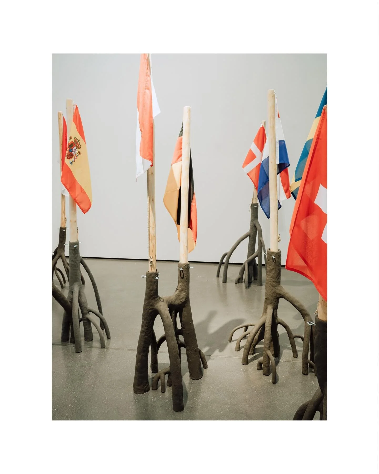 12 DAYS OF ACADEMY CHRISTMAS 🌟 Today we are highlighting our Academy 2025 artist duo Super Vivaz @super_vivaz from the Staatliche Akademie der Bildenden K&uuml;nste Stuttgart @abkstuttgart 

Details:
Super Vivaz
Infinite Growth (Mangrove) &ndash; cy