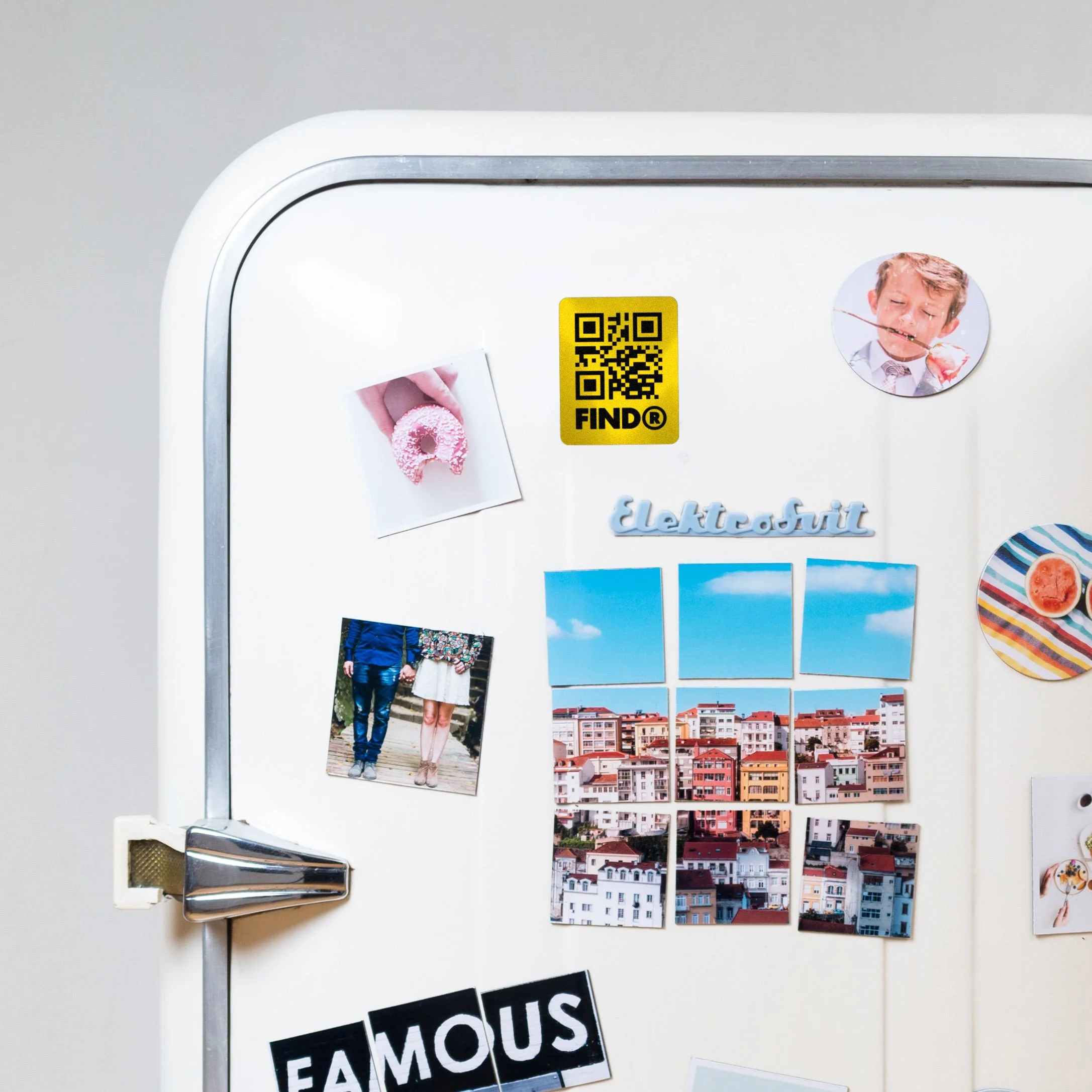 FindR QR code sticker on a fridge