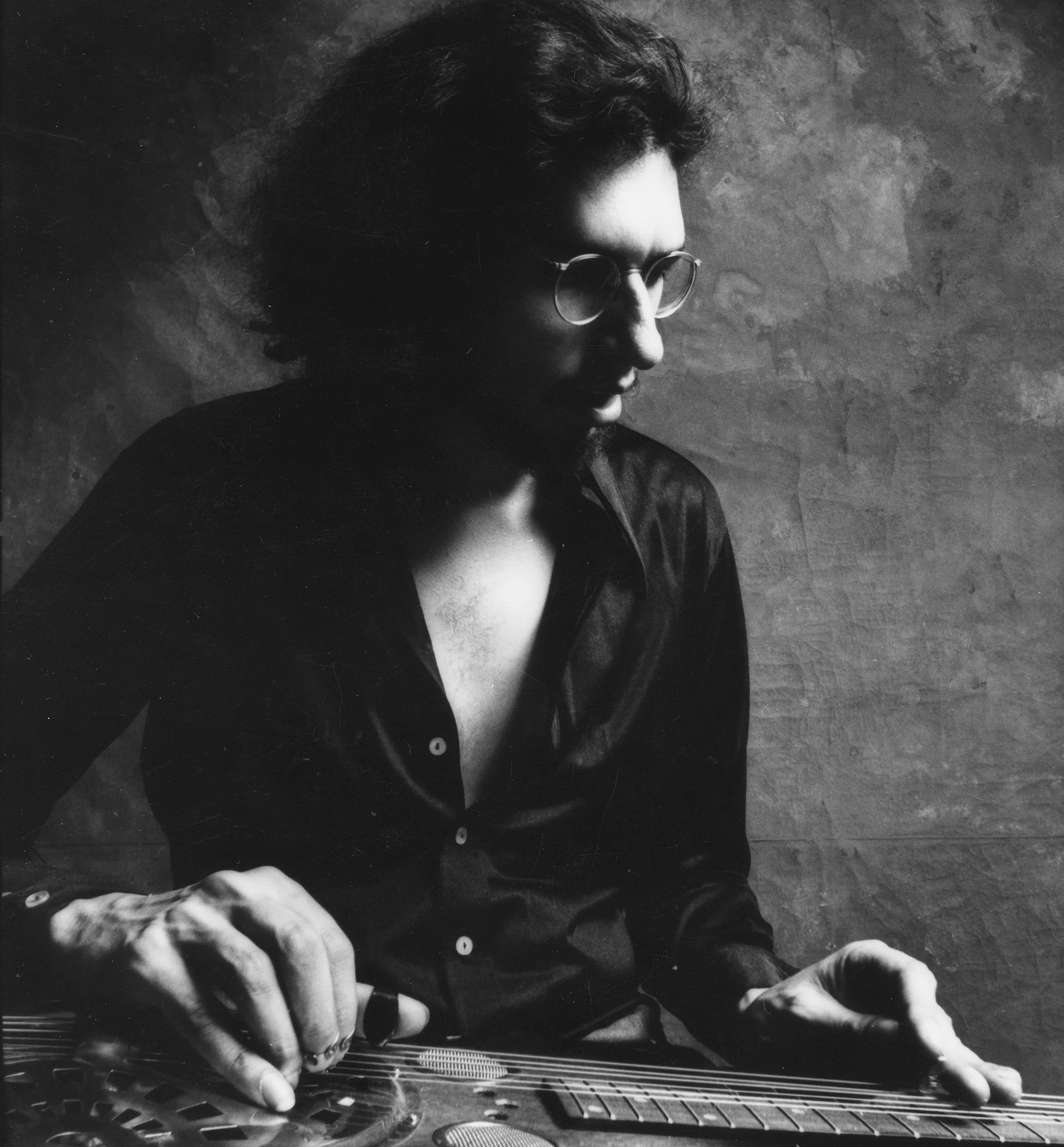 DAVID BROMBERG; 1945 / Studio portrait: 1972