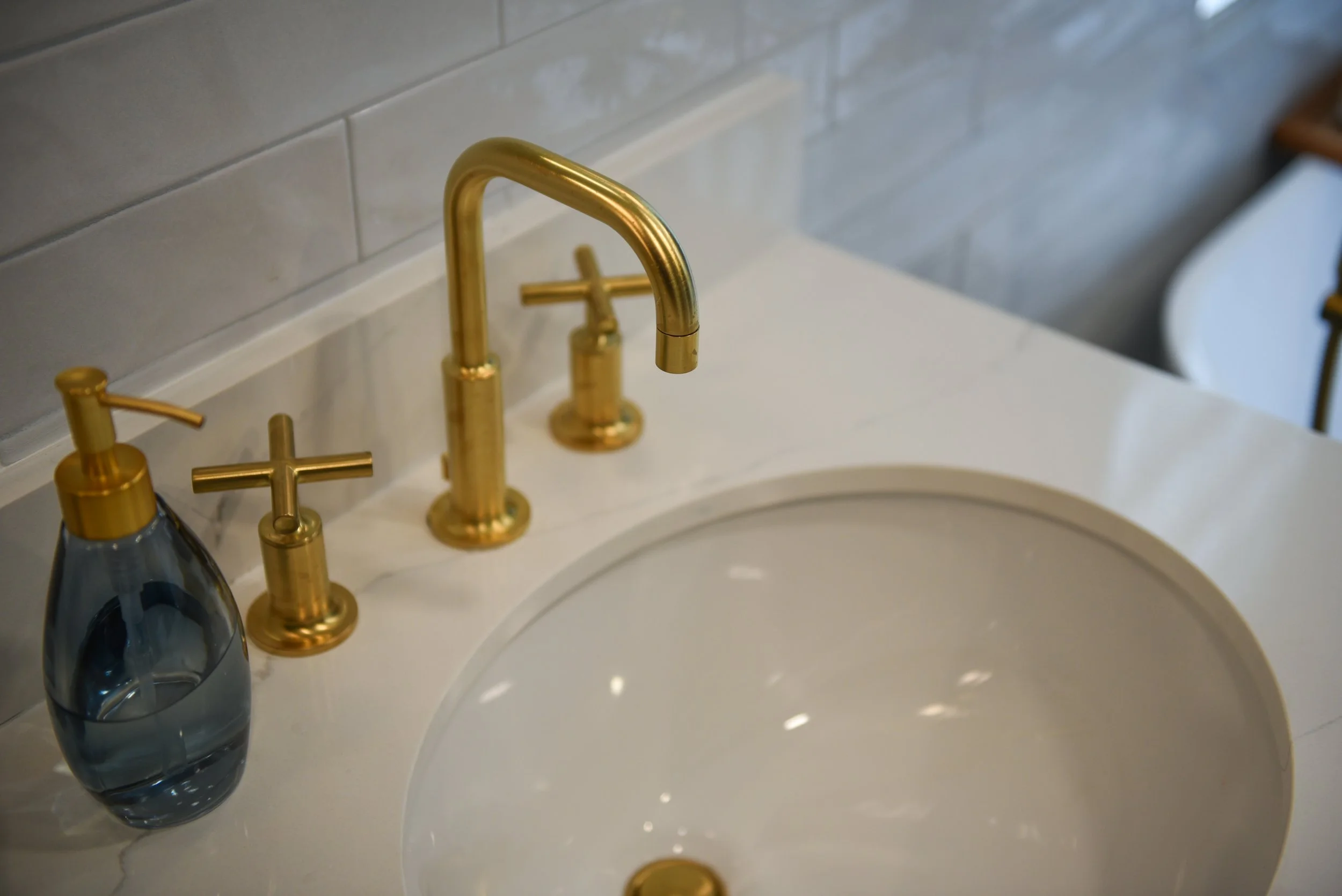 Manchester Bathroom Remodel1916.JPG