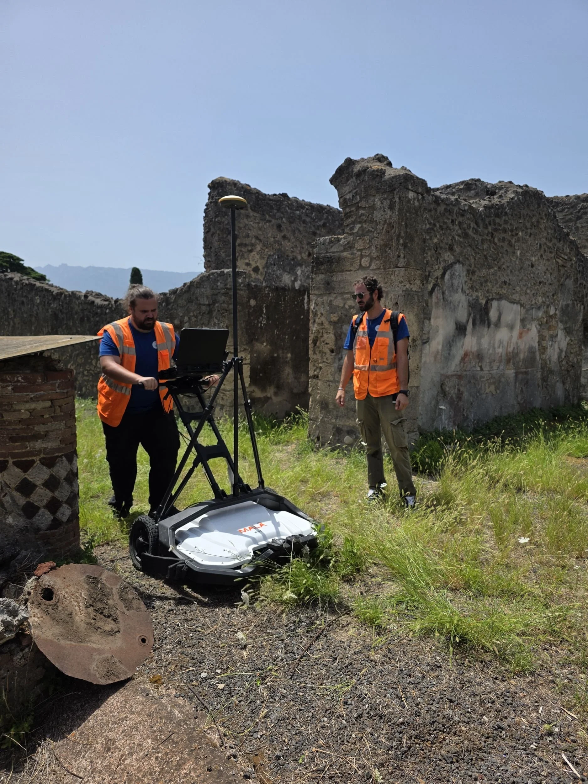 How a 3D GPR survey works, from the field to the model