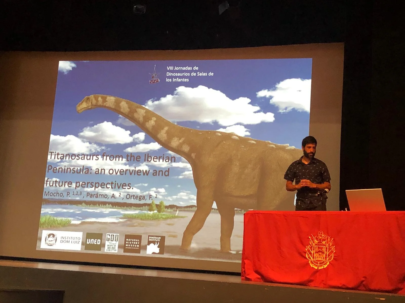 IDL at the VIII International Symposium about Dinosaurs Palaeontology and their Environment