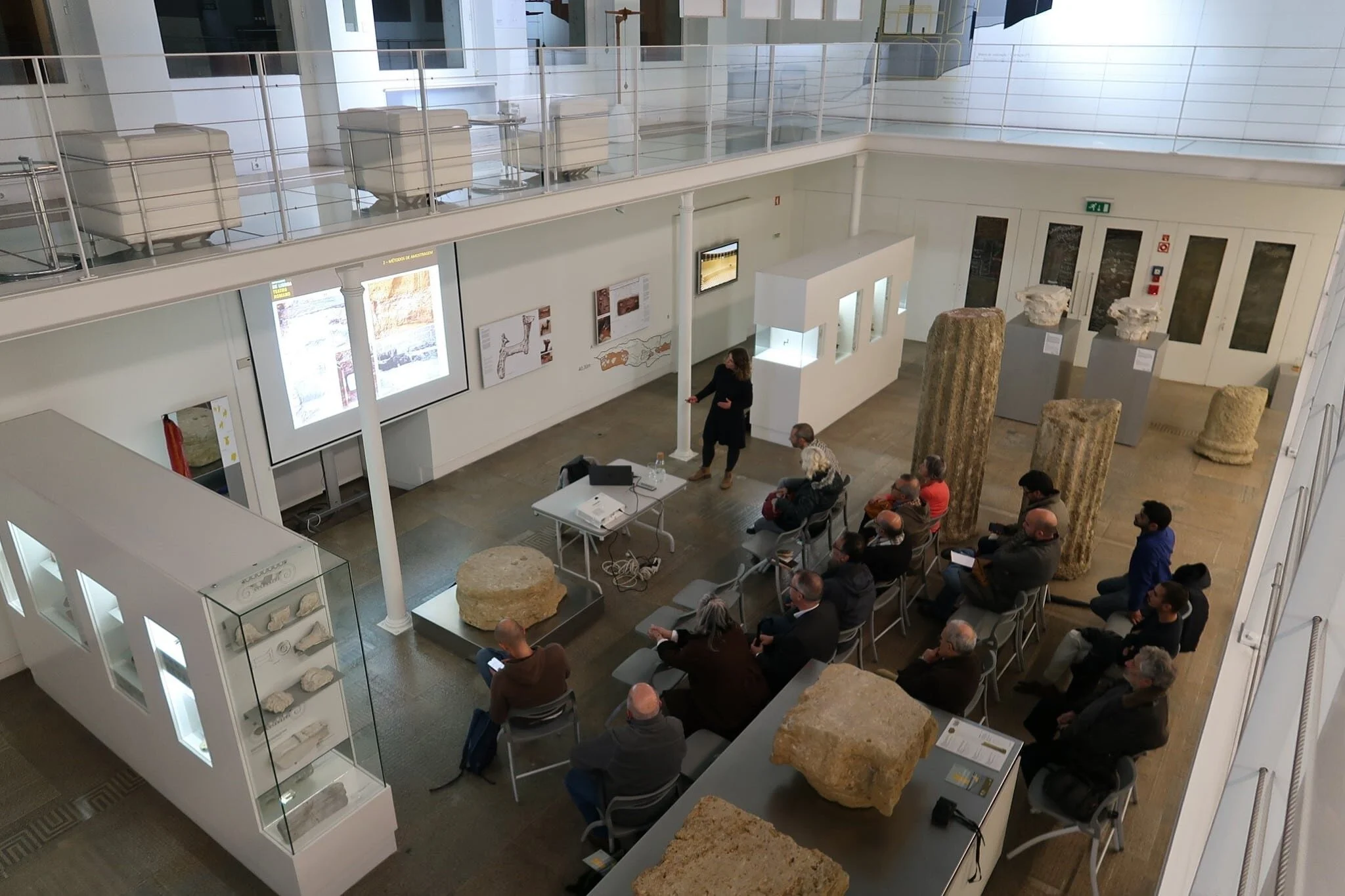 "The River as Horizon: the Other Stage of the Roman Theather"