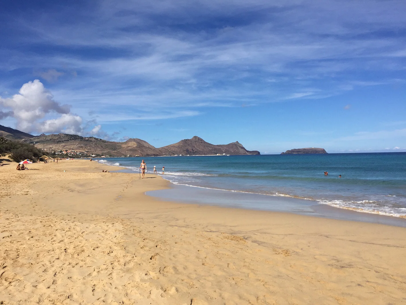 César Andrade talks about the sands of Porto Santo Island in RTP Madeira
