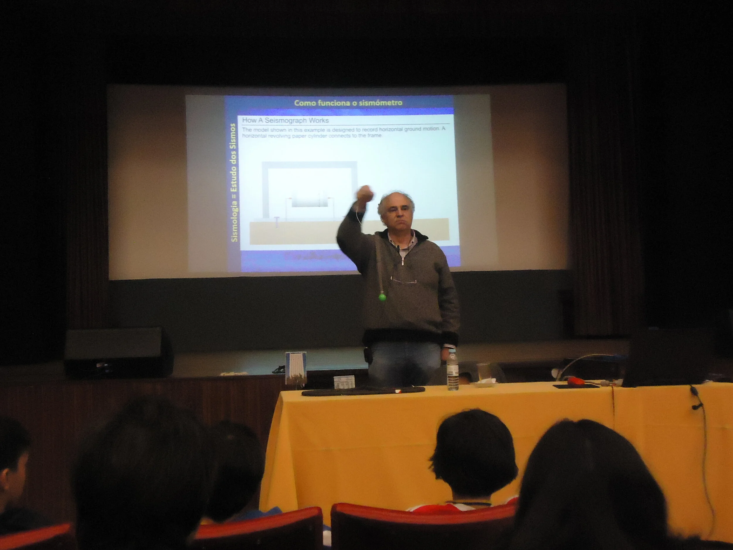 CSI Seismology in Colégio de Santa Doroteia