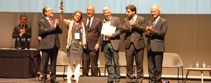 "Caixa Sismológica" wins award "Science in School"