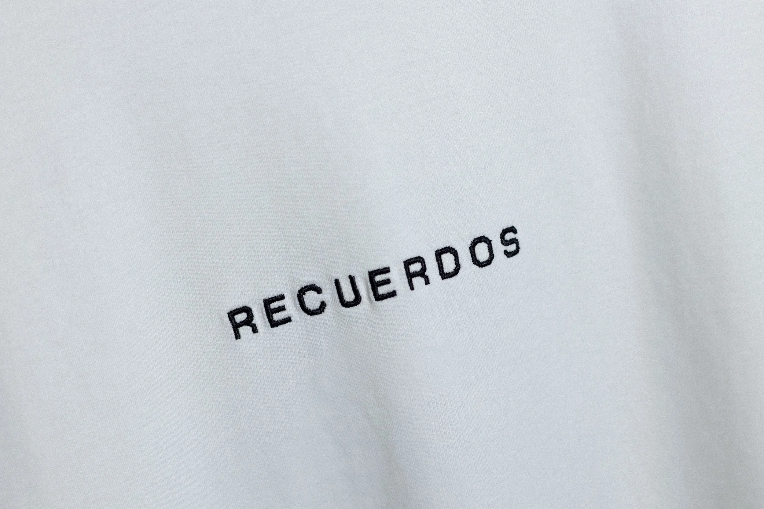 recuerdoscreamwhitetee-21.jpg