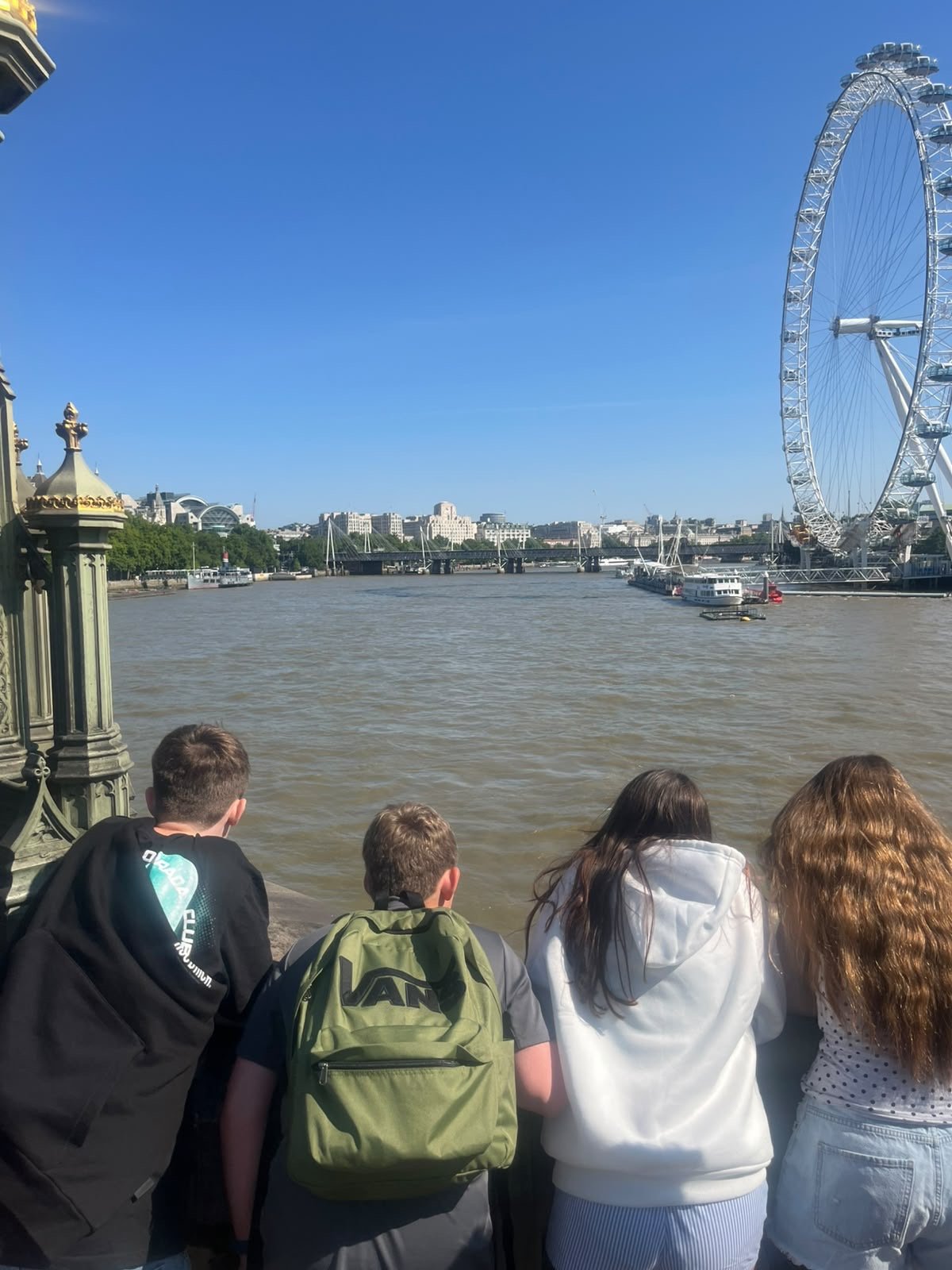 b12f54e1-15fa-441e-8bdf-499b239df8a7.jpeg