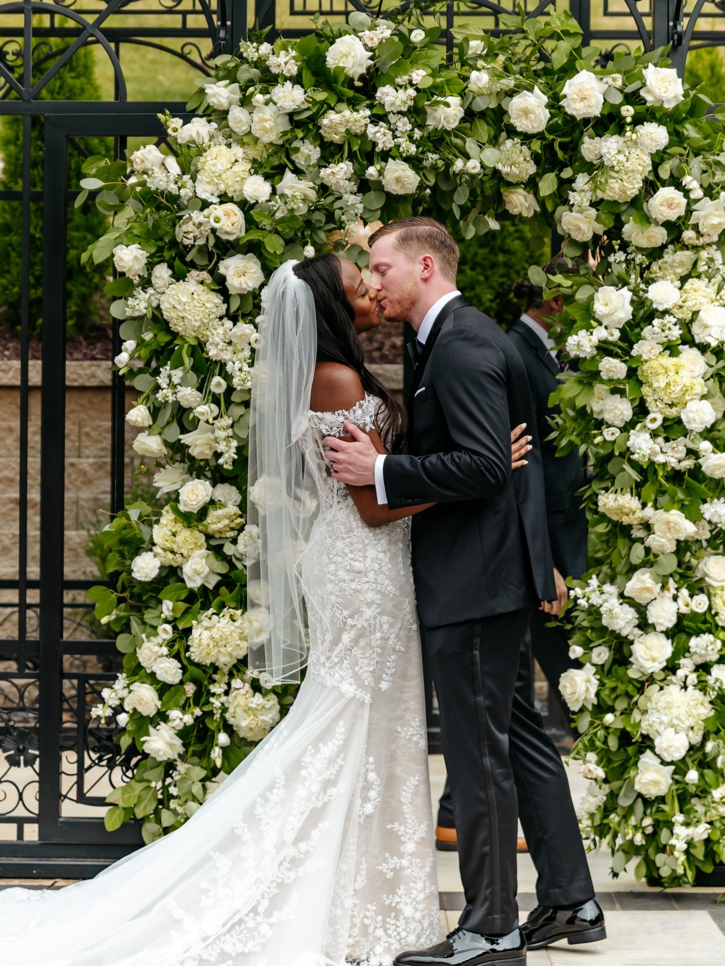 Sealed with a kiss🤍