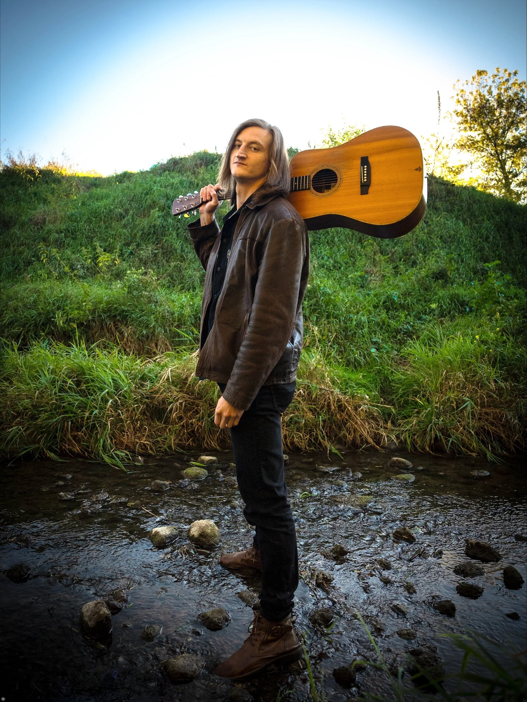 Live Music: Chase Singer