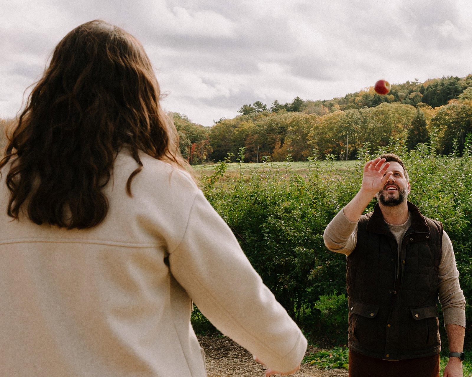 An Apple Picking Wedding Welcome Party - Destination Wedding Photographer (30).jpg