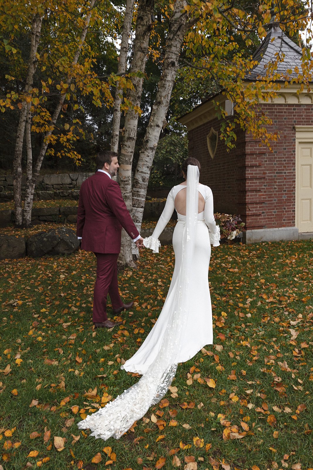 A Fall Camden Maine Destination Wedding - Destination Wedding Photographer - Natalie Nicole Photo (88).jpg