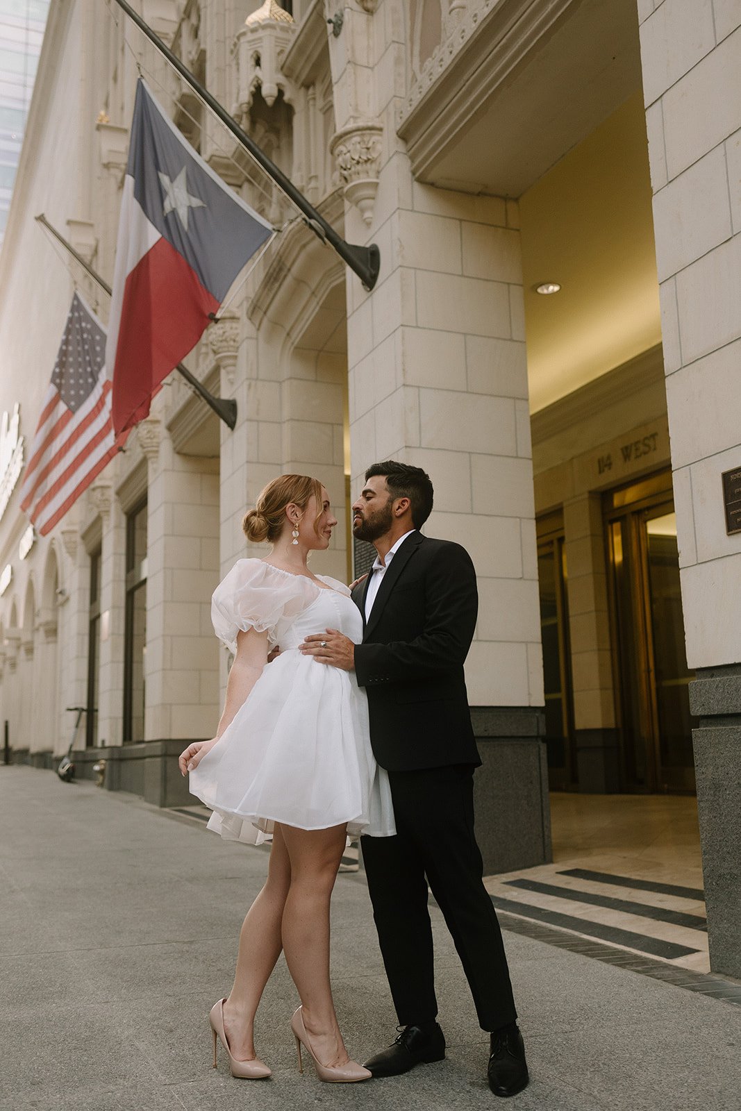 How to Plan a Downtown City Wedding in Texas - Texas Wedding Photographer - Natalie Nicole Photo (8).jpg