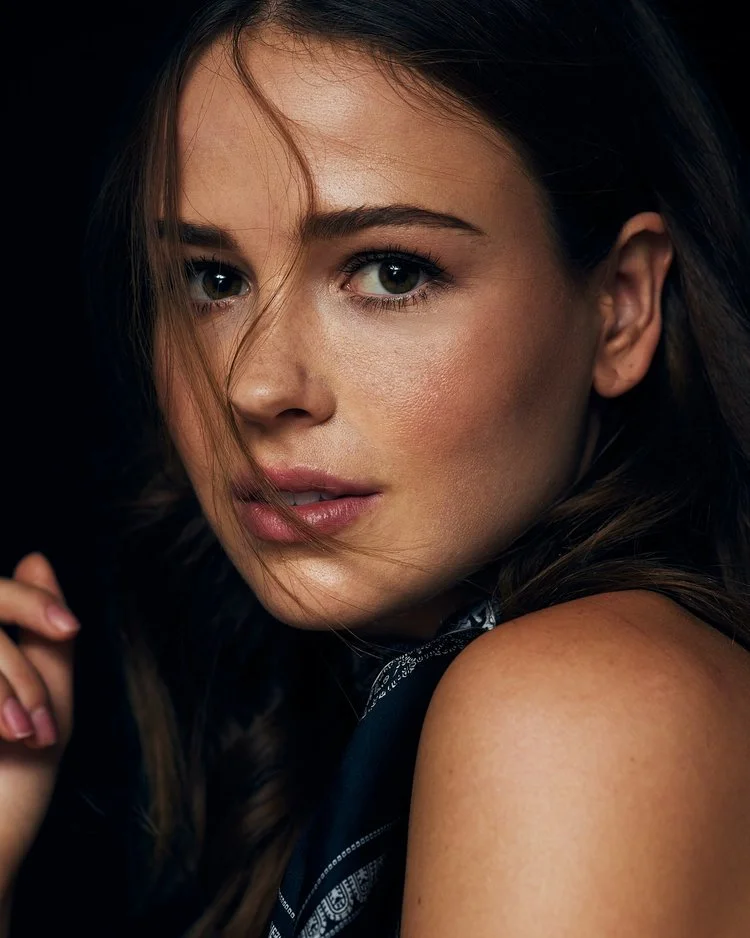 photographer: Noah Asanias 
model: Jocelyn Hudon