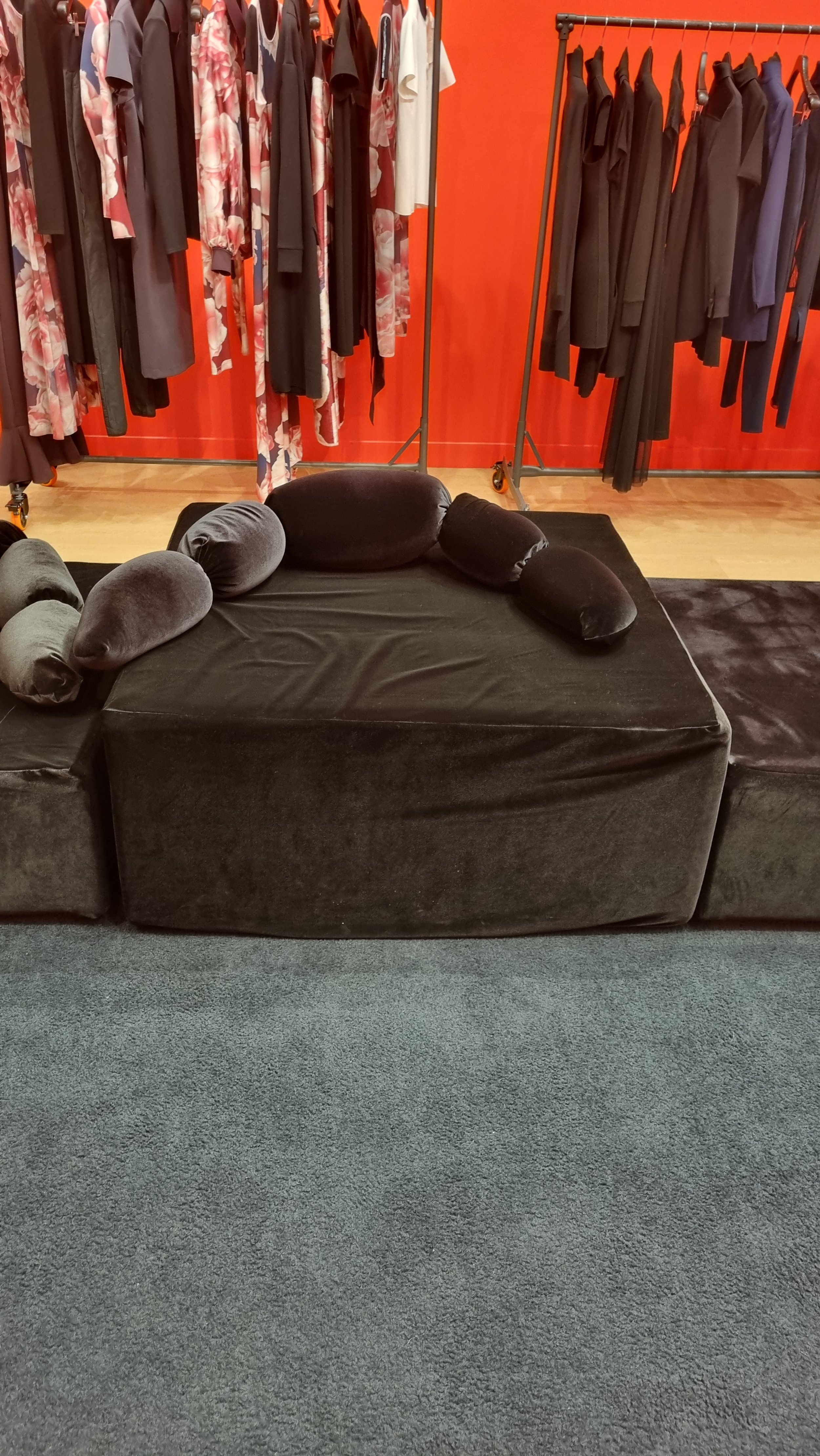 Seating_9_Marie Saint Pierre.jpg