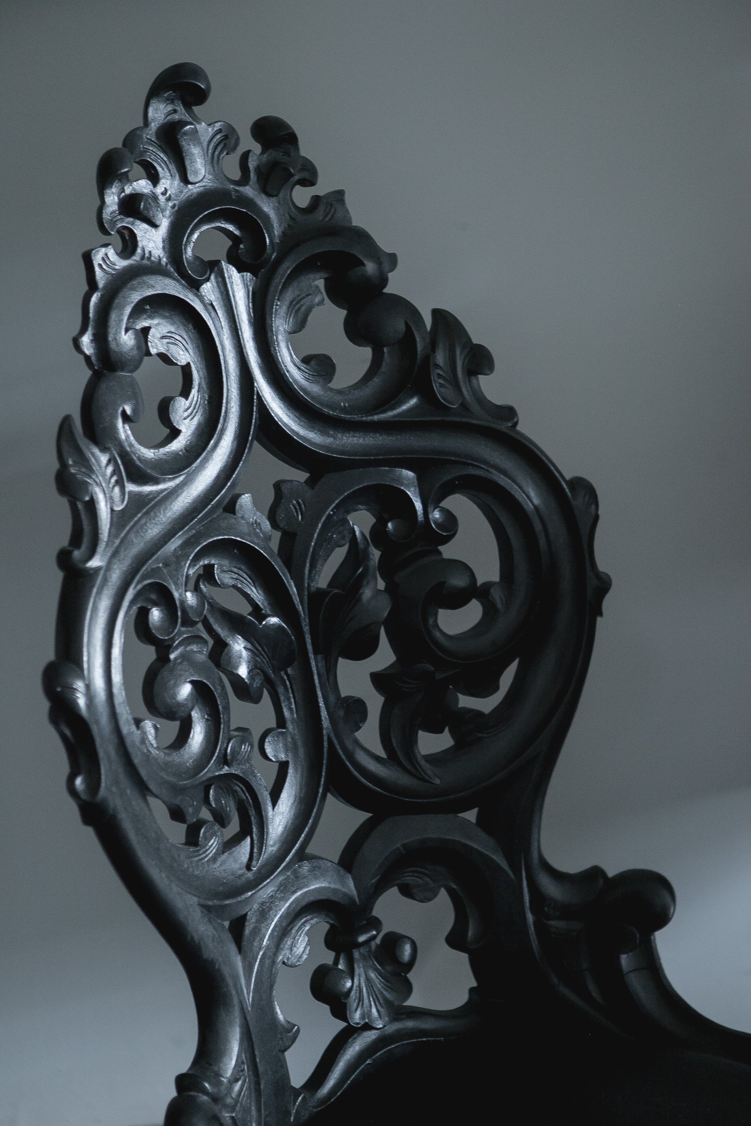 Antique E-Commerce | Hand Carved Victorian Slipper Chair