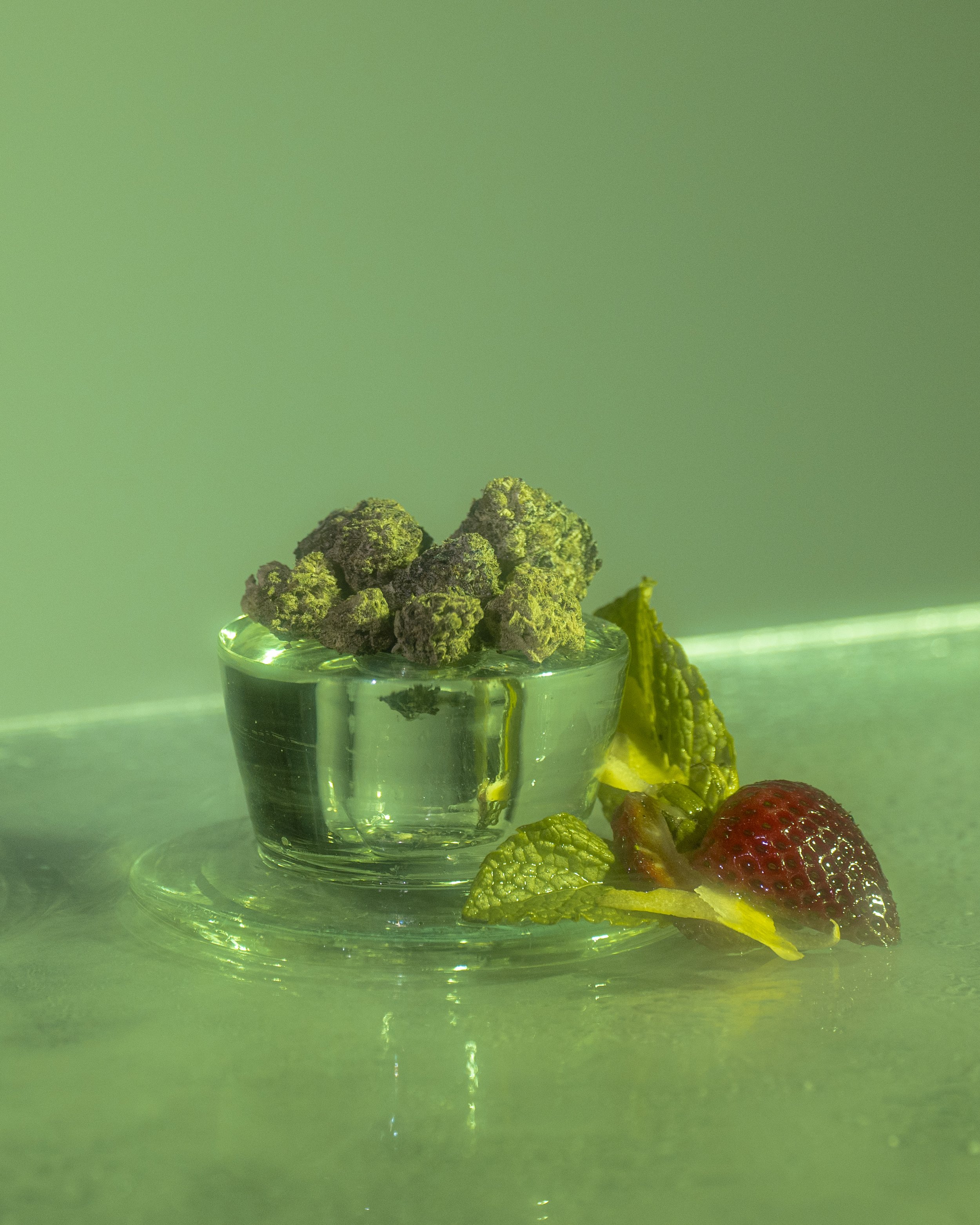Viridis Cannabis | Product Photography