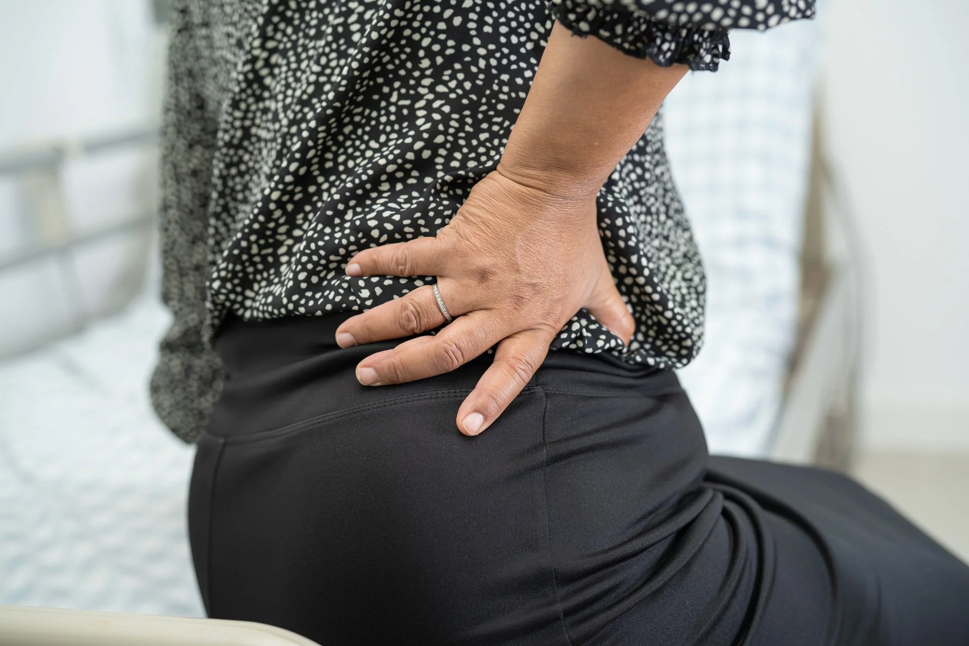 Sciatica Pain Treatment in Honolulu: When to Consider SoftWave Therapy