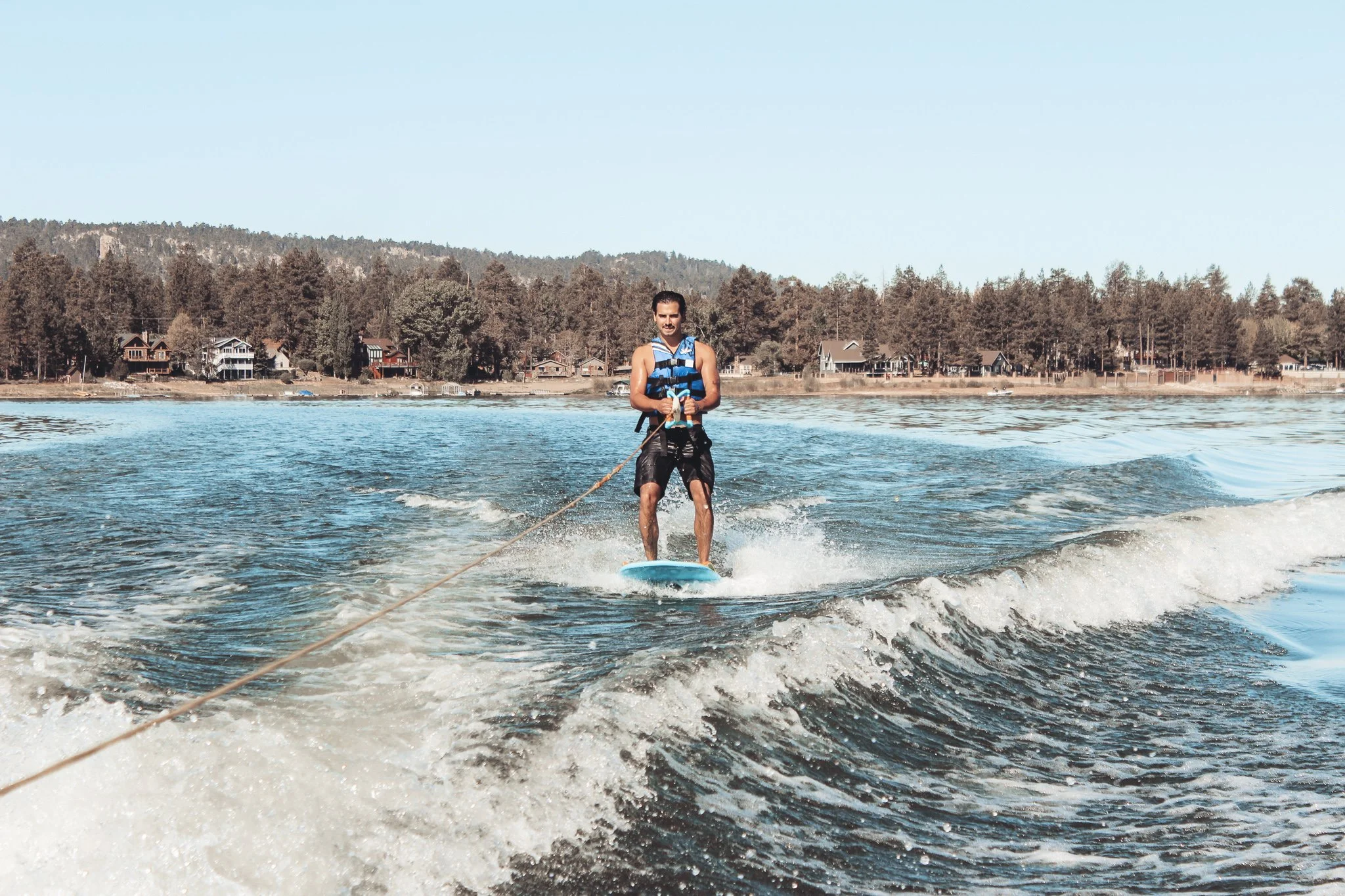 The Zup board is an easy entry into Watersports, a good option for the whole family to enjoy Big Bear Lake.