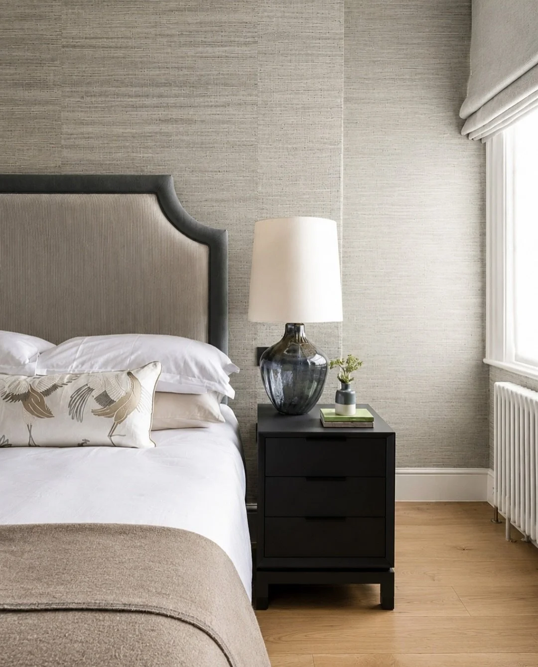 New to the portfolio 📣 Luxury Pied-&agrave;-Terre, Kensington, London

A stone&rsquo;s throw from High Street Kensington, this beautifully preserved mansion apartment was transformed into a serene retreat in the heart of London.

The original layout
